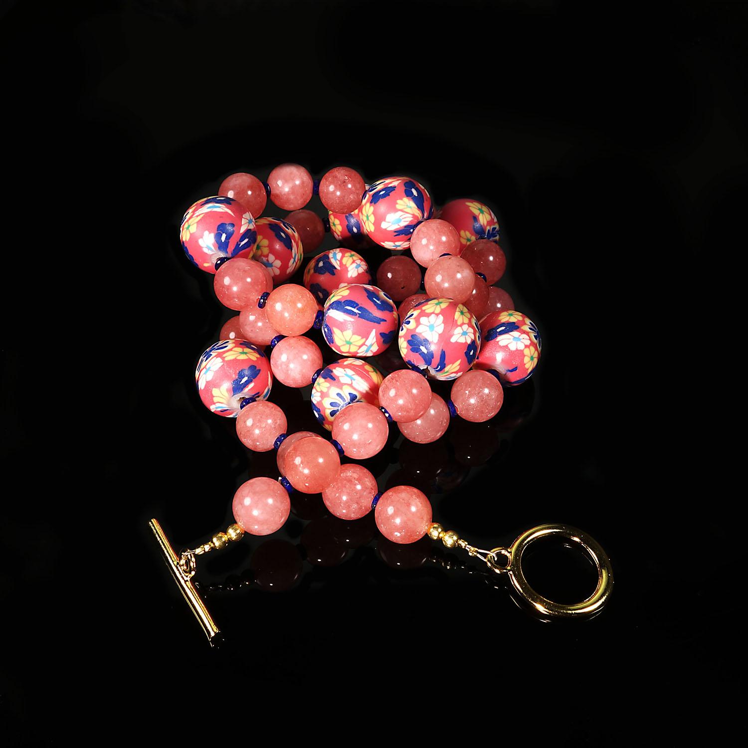 AJD Perfect Spring/Summer 22 Zoll Halskette aus rosa Achat und fröhlichen chinesischen Perlen im Angebot 1