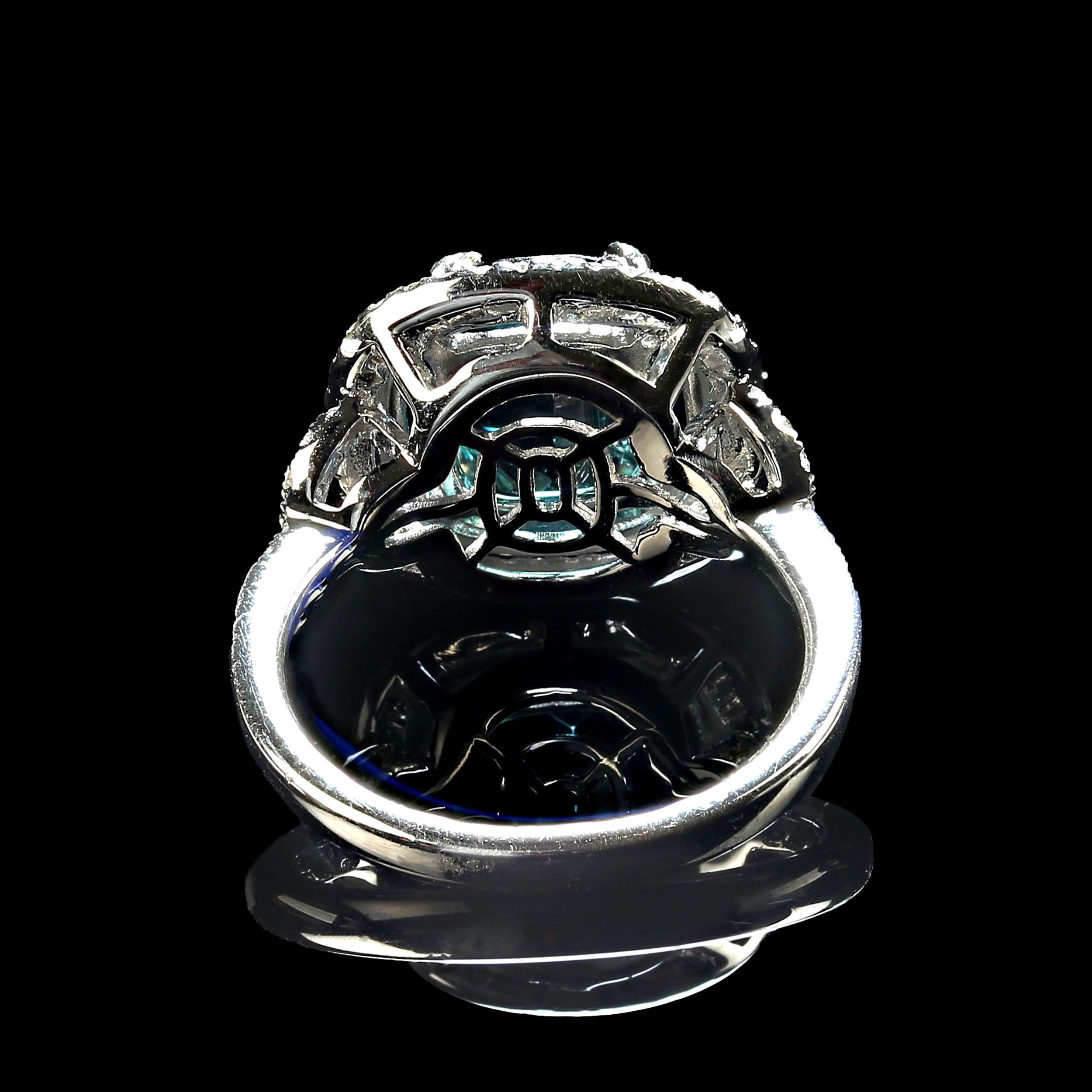 AJD Rare bague en tourmaline bleue indicolite en halo de diamants Neuf - En vente à Raleigh, NC