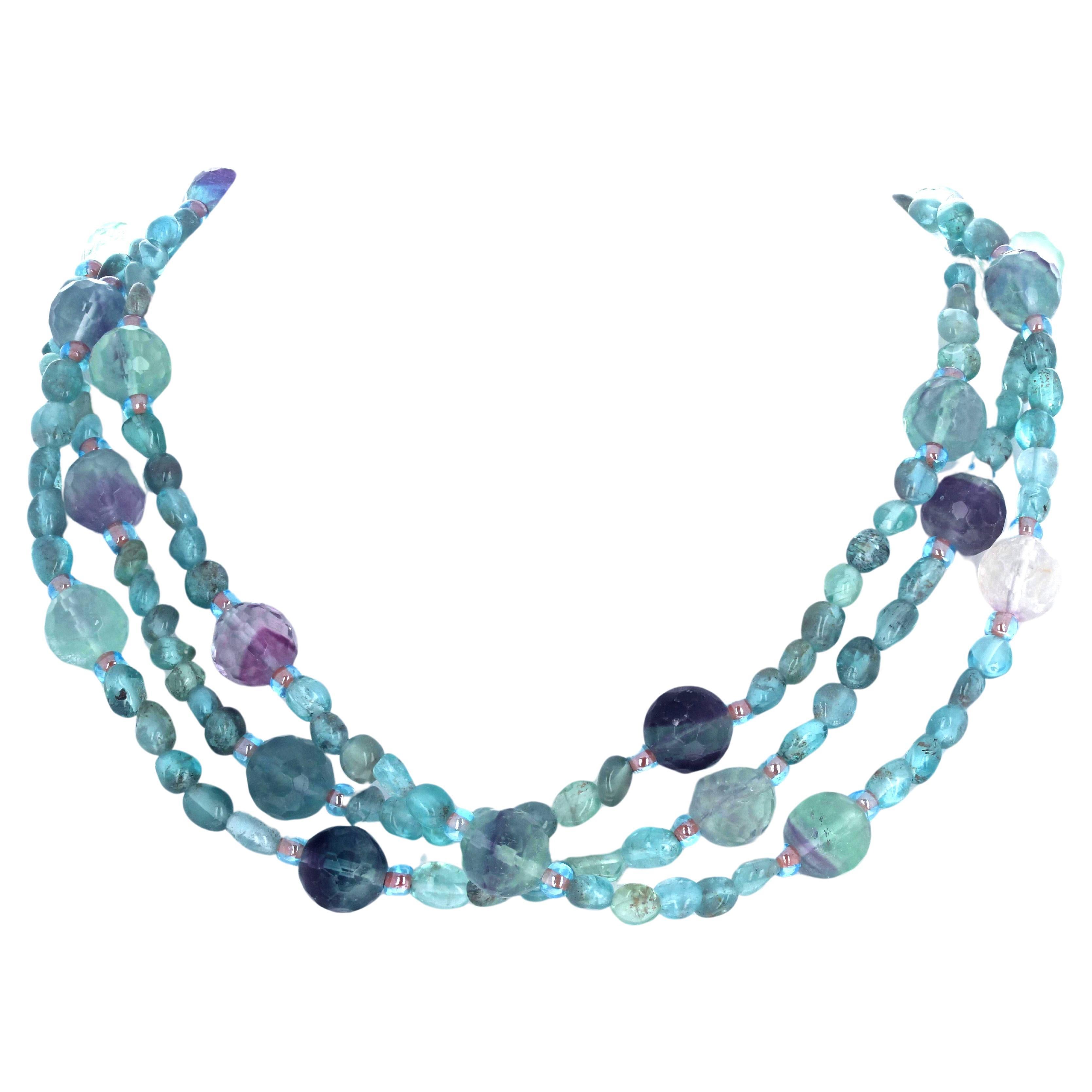 AJD Bellissima collana a tre fili di apatite e fluorite reale da 17