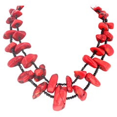 Vintage AJD Real Coral Chunks & Real Gemcut Natural Sparkling Black Onyx Necklace