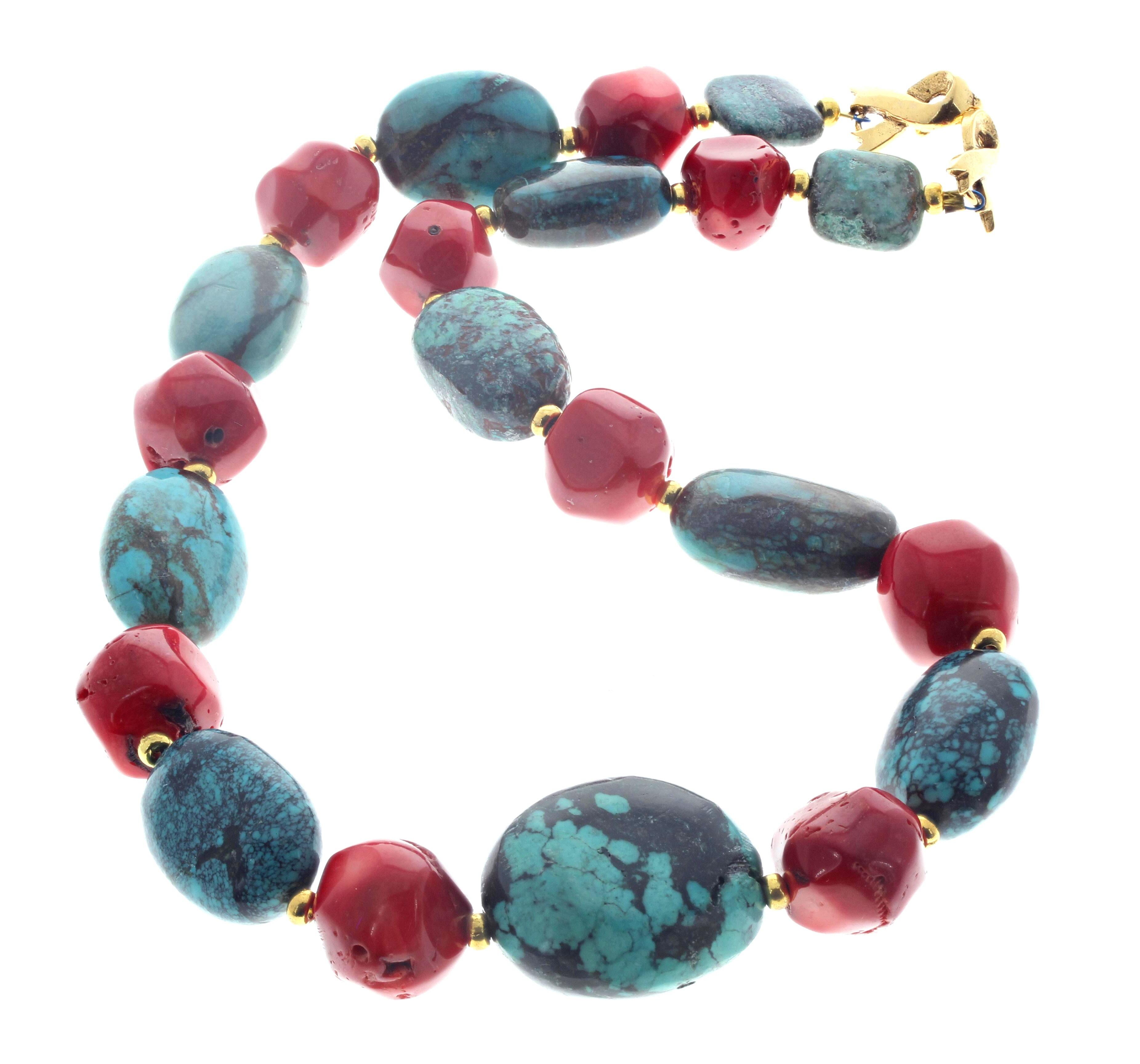 AJD, collier de 19 pouces en turquoise polie magnifiquement naturelle et véritable corail en vente 1