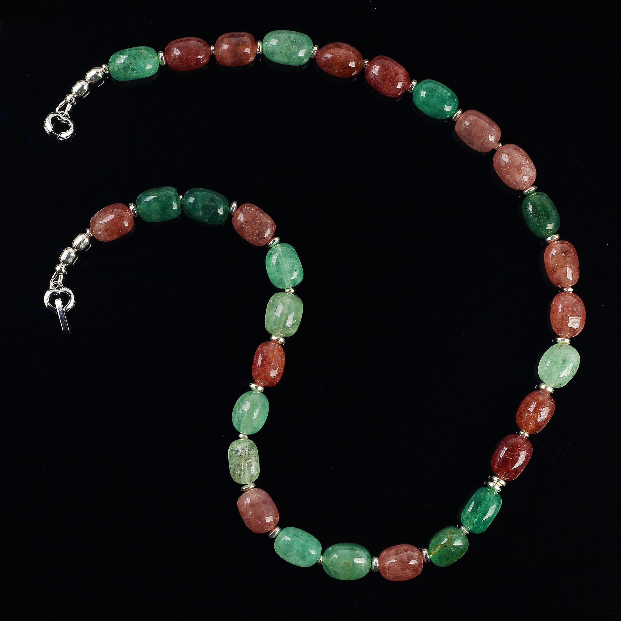 Bead AJD 19 Inch Rose and Green Barrel Quartz Necklace For Sale