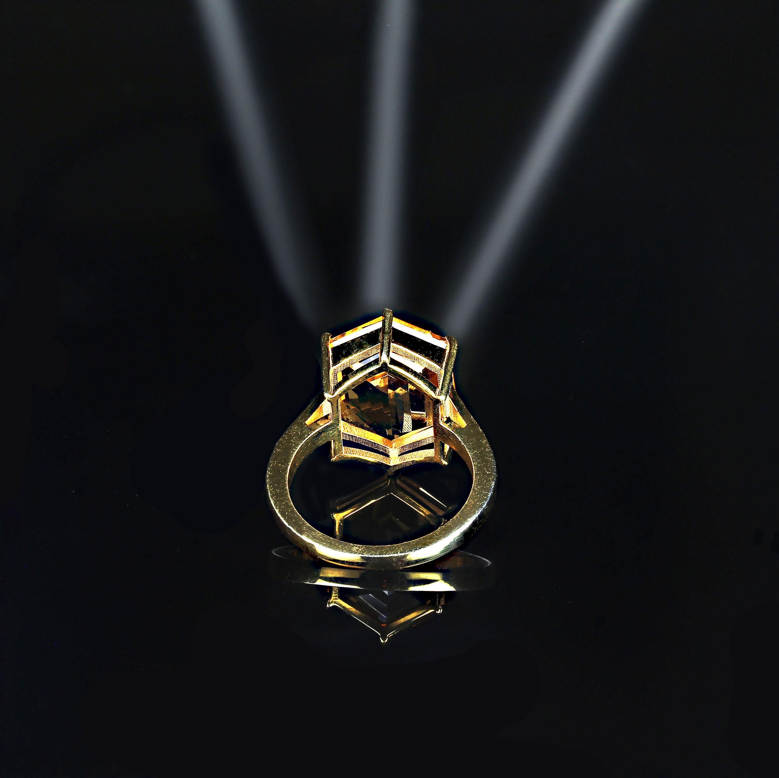 AJD Schild geformt Bi-Color Citrin in Gold Rhodium Ring im Angebot 2