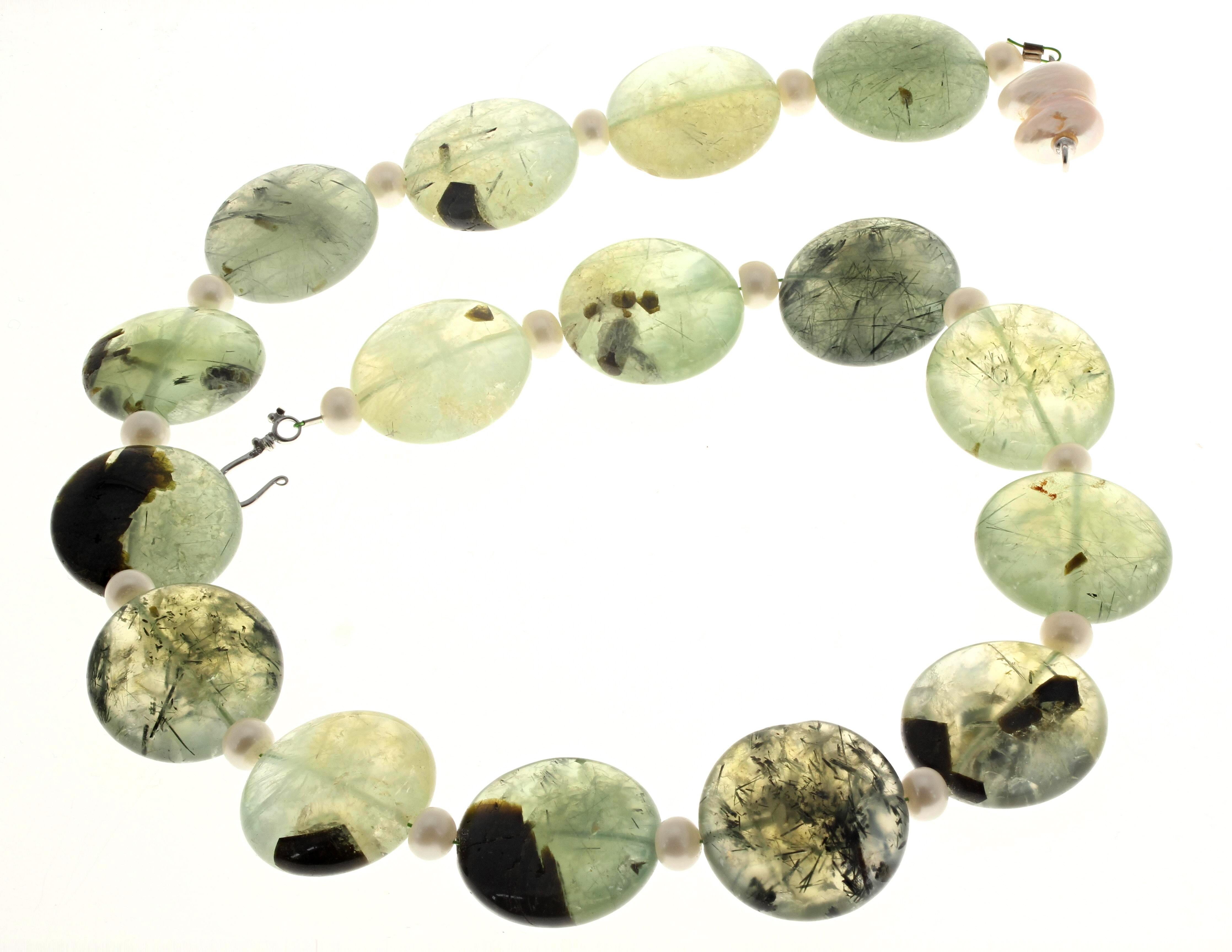 Women's or Men's AJD Simple Elegant Strand of Artistic Show-off Natural Prehnite & Pearl Necklace For Sale