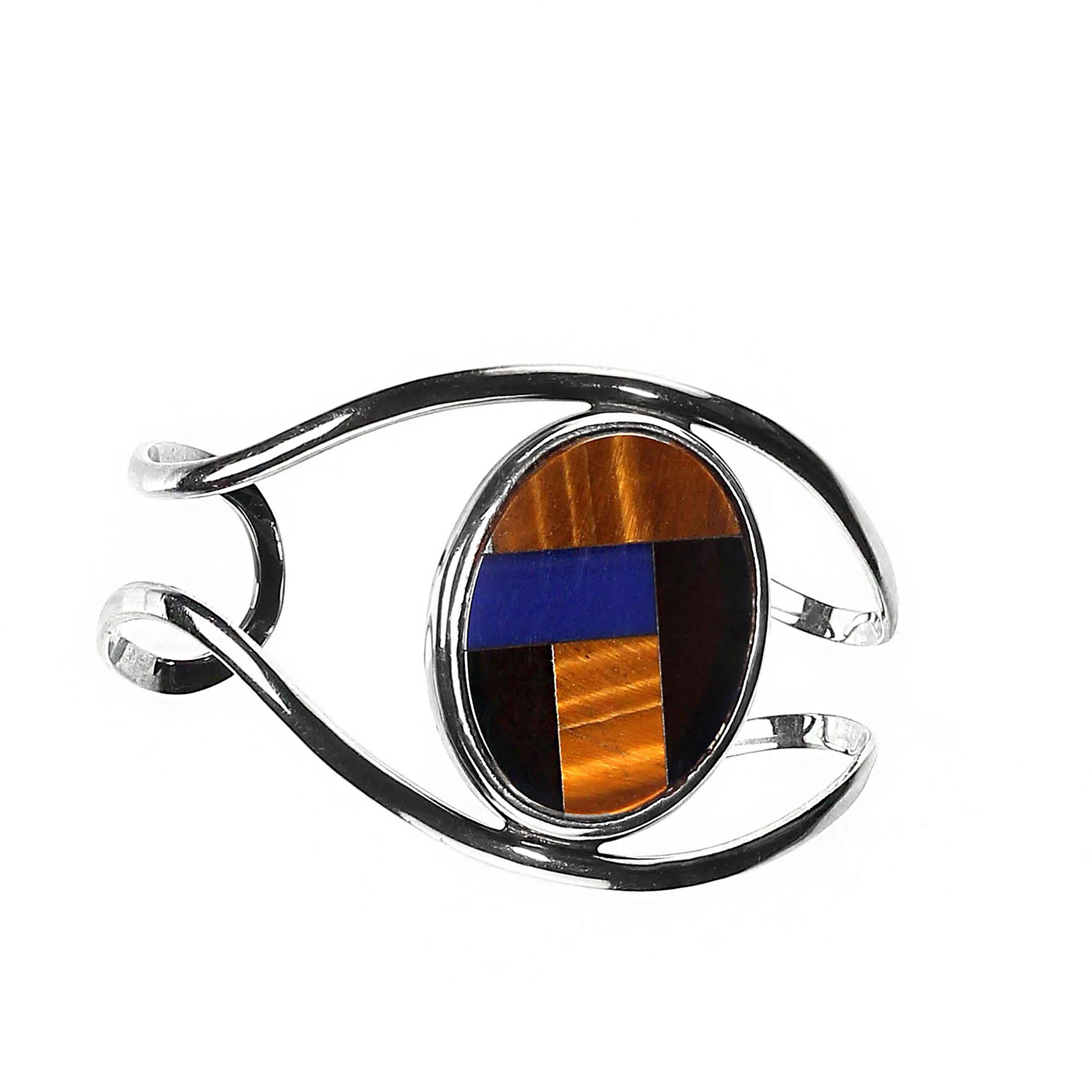 AJD Southwest Style Mosaic Oval Sitting Sterling Silver Bracelet In Good Condition For Sale In Raleigh, NC