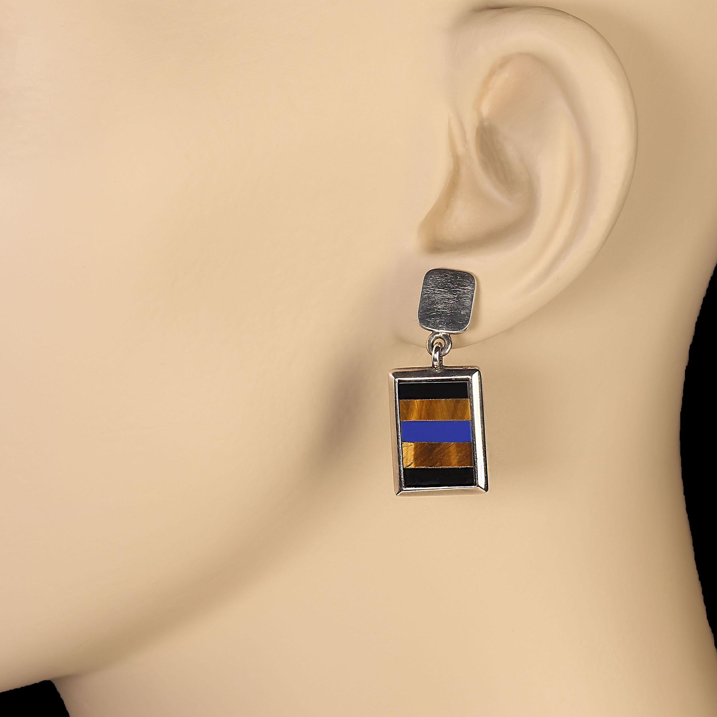 
Sterling Silver Tiger's Eye Stripe Dangle Earrings – Bold and Unique Design

Elevate your style with these striking sterling silver dangle earrings featuring a bold mix of tiger's eye, black, and blue stripes. The unique rectangular design is