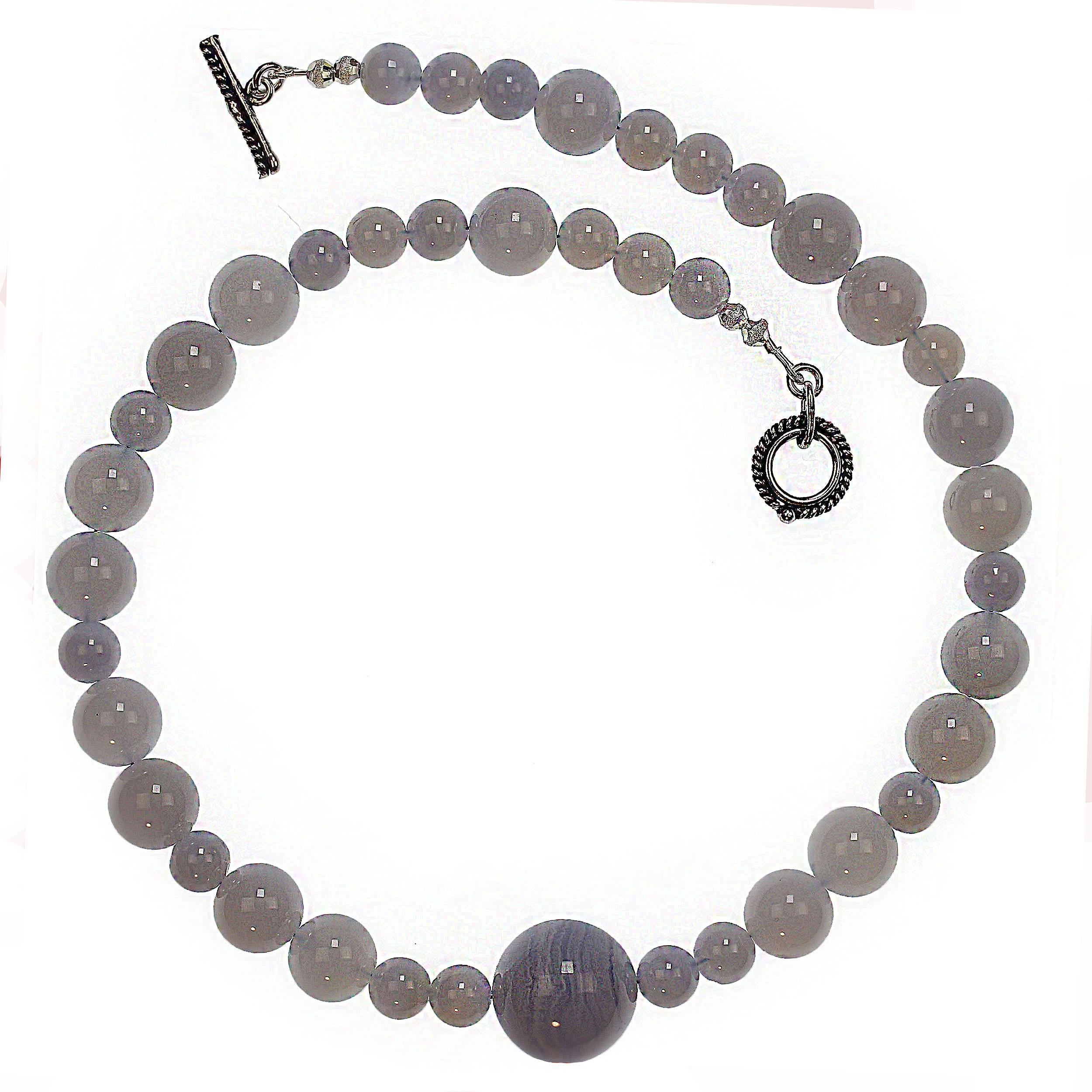 AJD Springtime Necklace of 18-Inch Blue Chalcedony For Sale 2