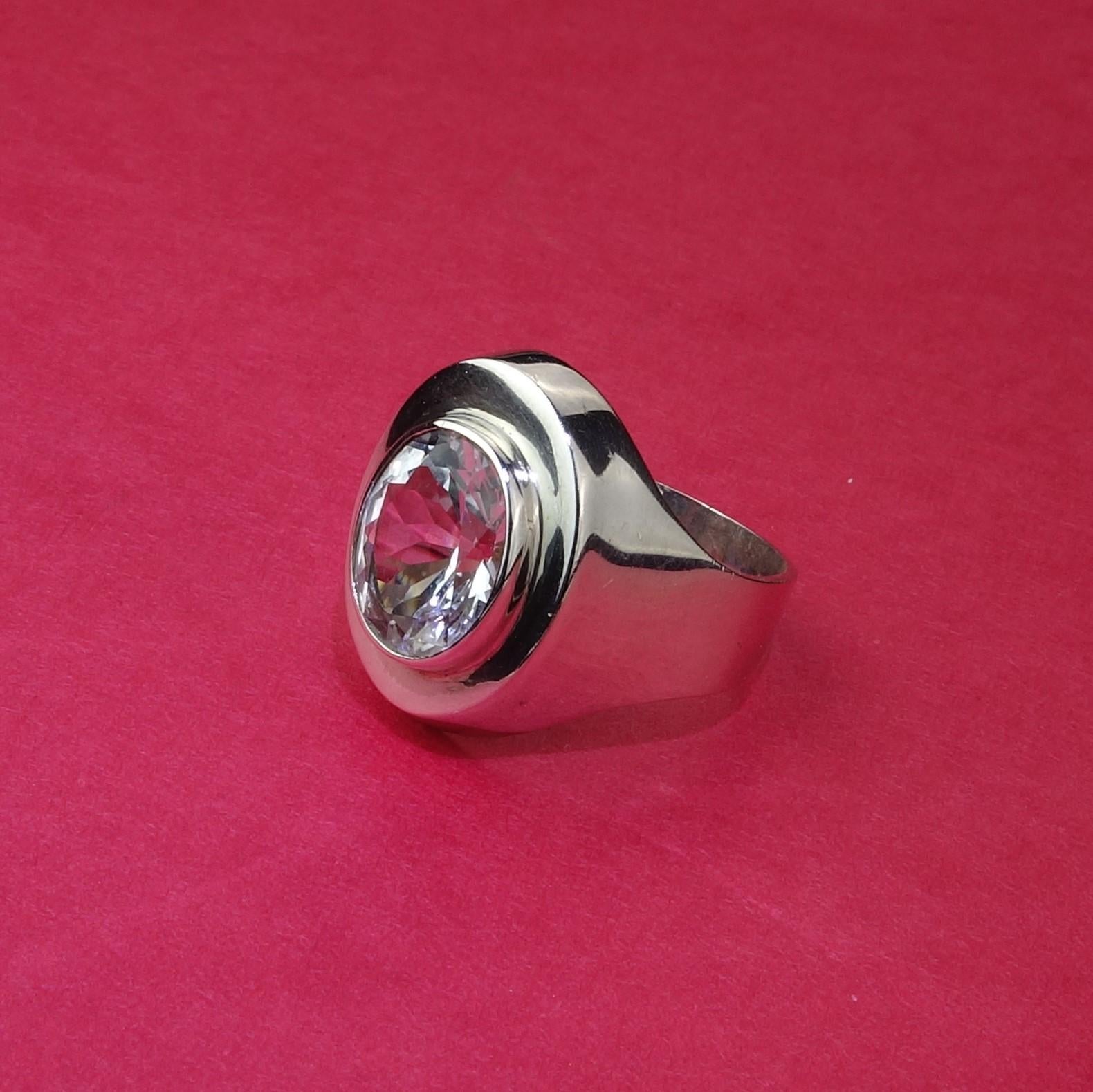 AJD Sterling Silver Ring with Bezel Set Oval Silver Topaz For Sale 1