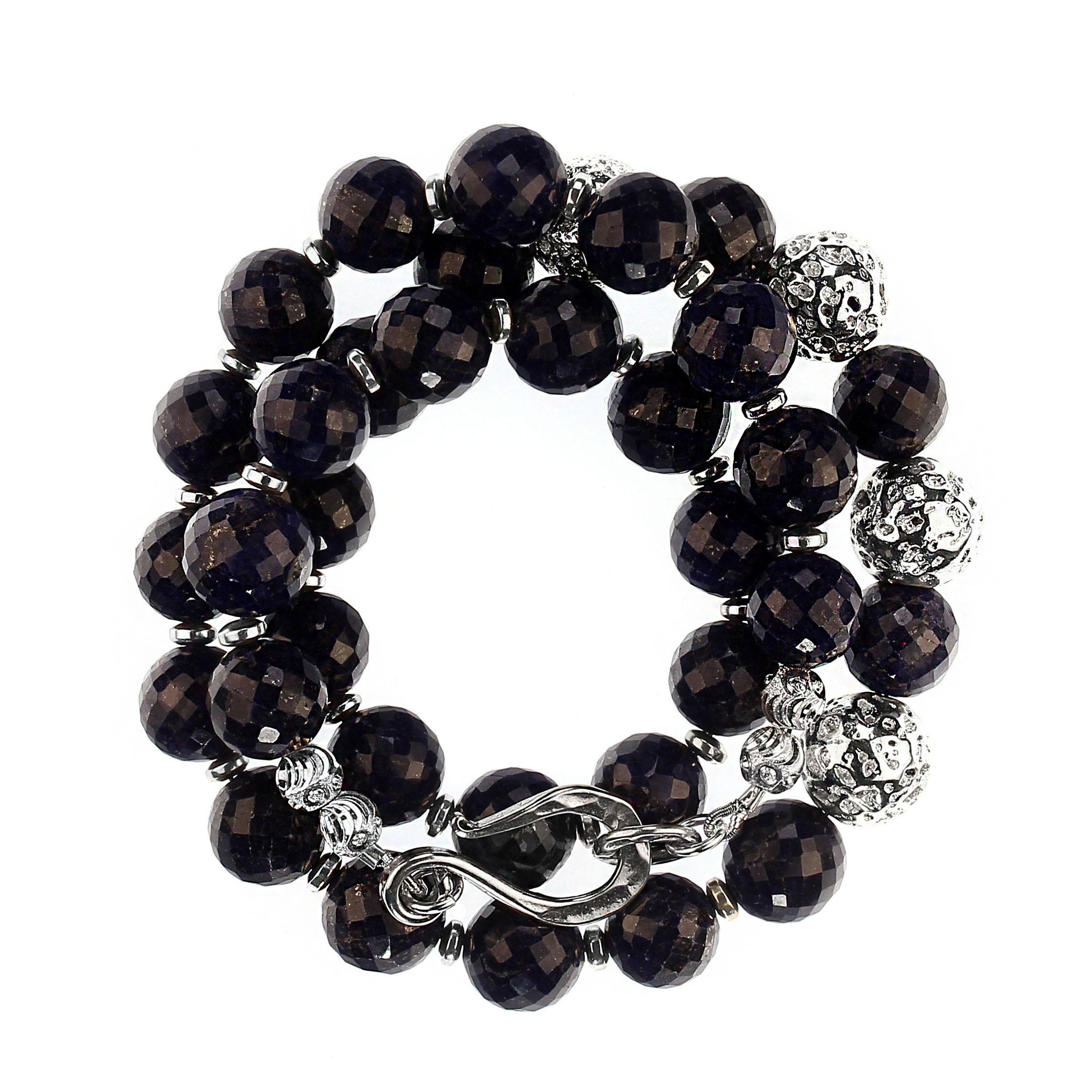 AJD Stunning 21 Inch Blue Sapphire necklace with Silver accents For Sale 3