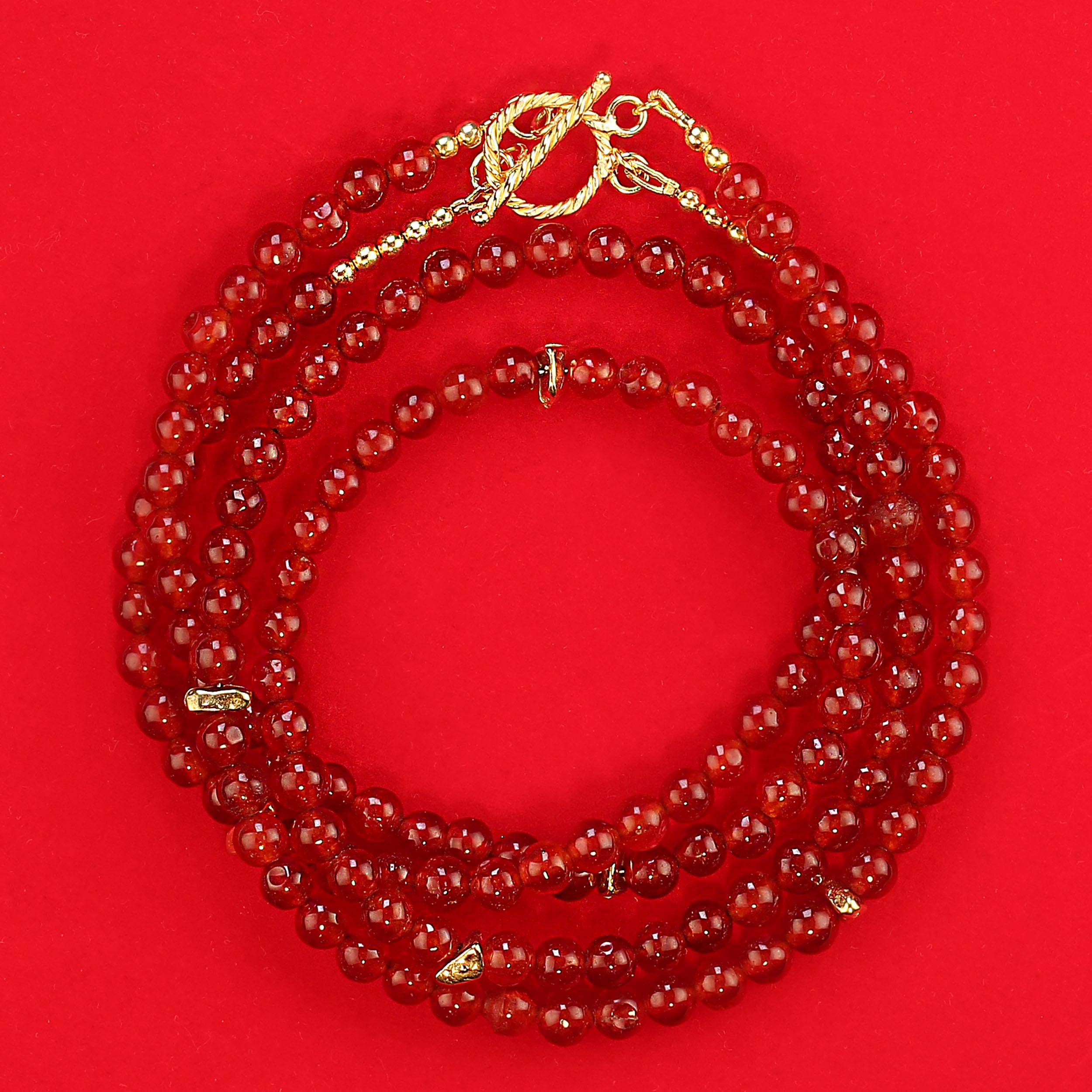 AJD Collana a due fili con corniola e accenti in oro Vermeil in vendita 2