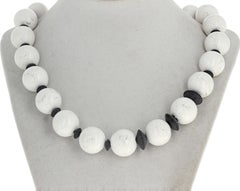 Beautiful Lovely Natural Real Magnesite & Real Black Onyx 19" Necklace