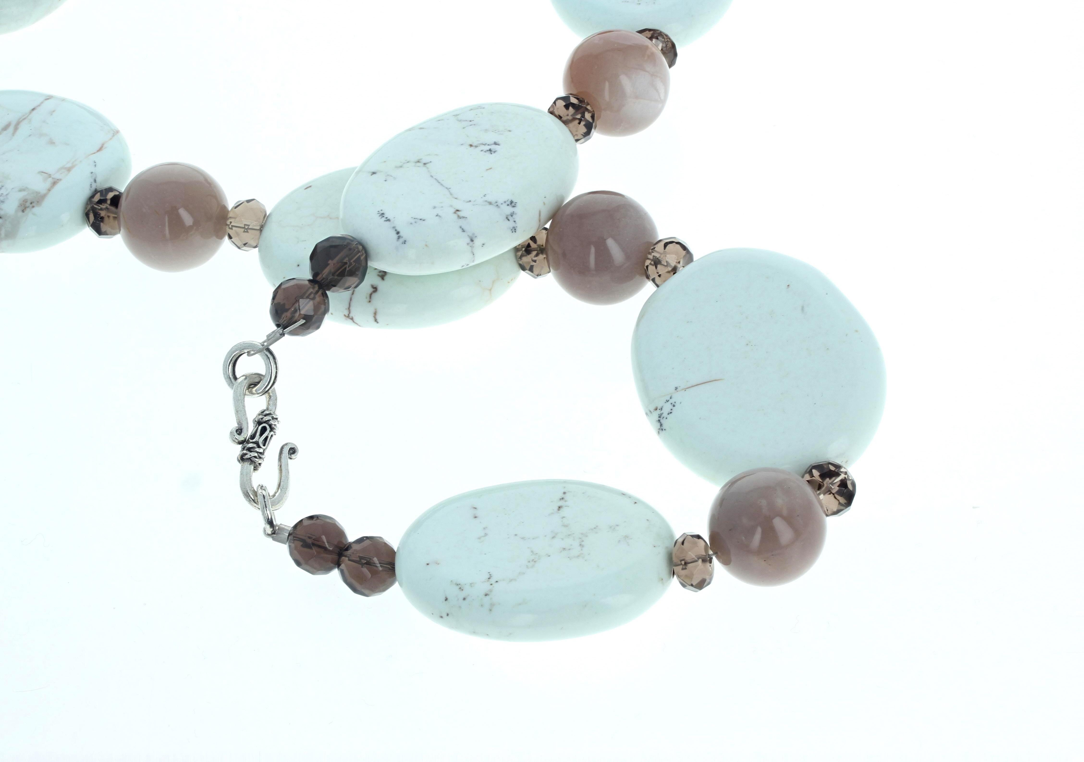 AJD Artistic Dramatic Lovely Magnesite, Moonstone & Smoky Quartz Necklace In New Condition For Sale In Raleigh, NC