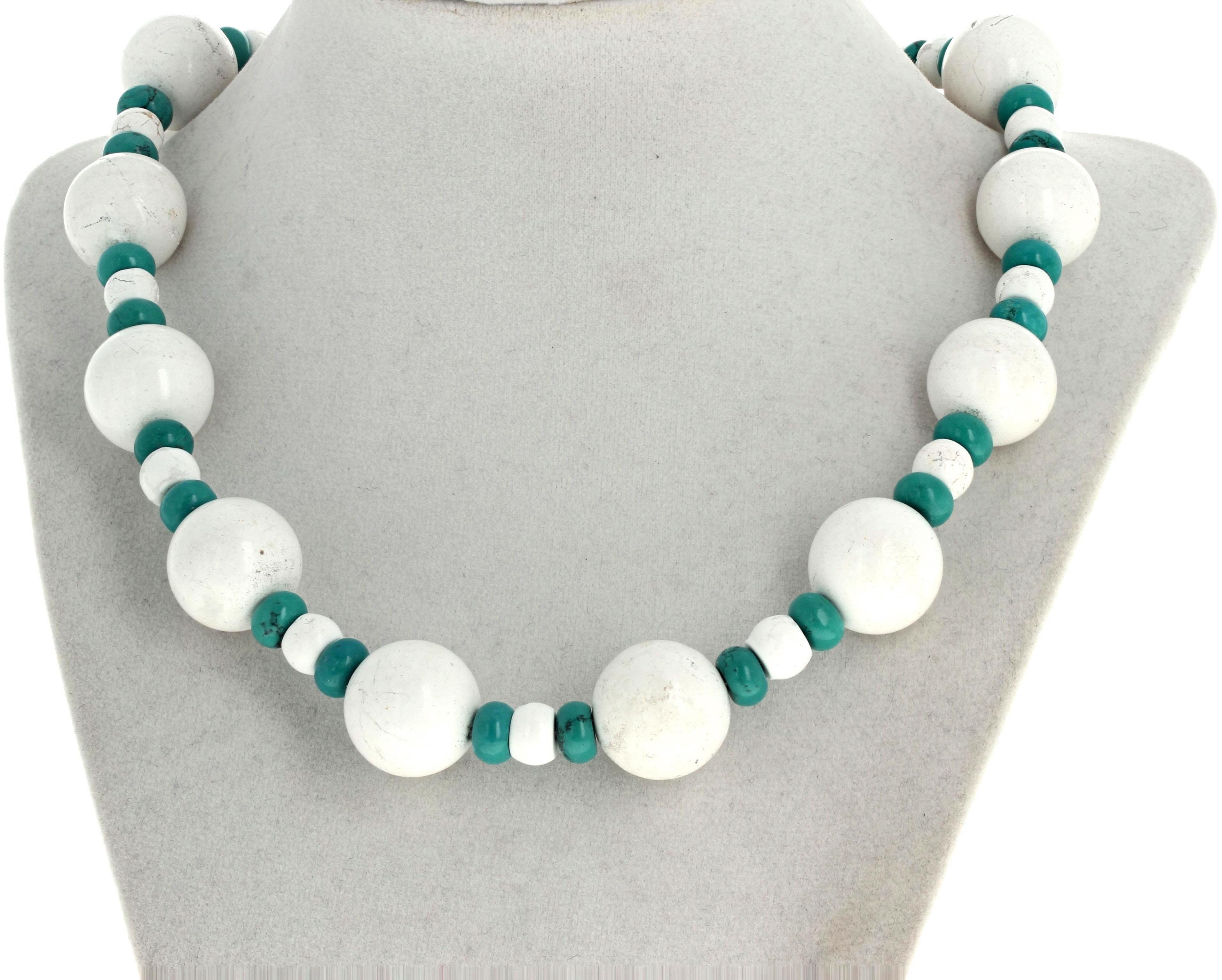 AJD Schöne elegante Halskette, Real Magnesite & Real Turquoise 18