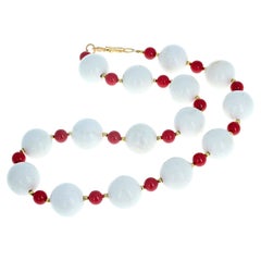 AJD Beautiful Natural Outstanding White Magnesite & Red Coral 19 1/2" Necklace
