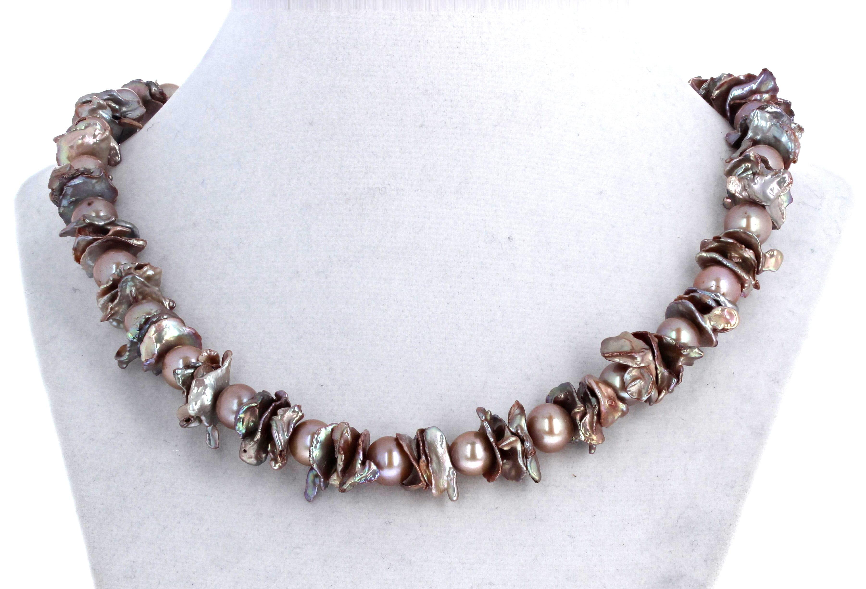 Collier 18