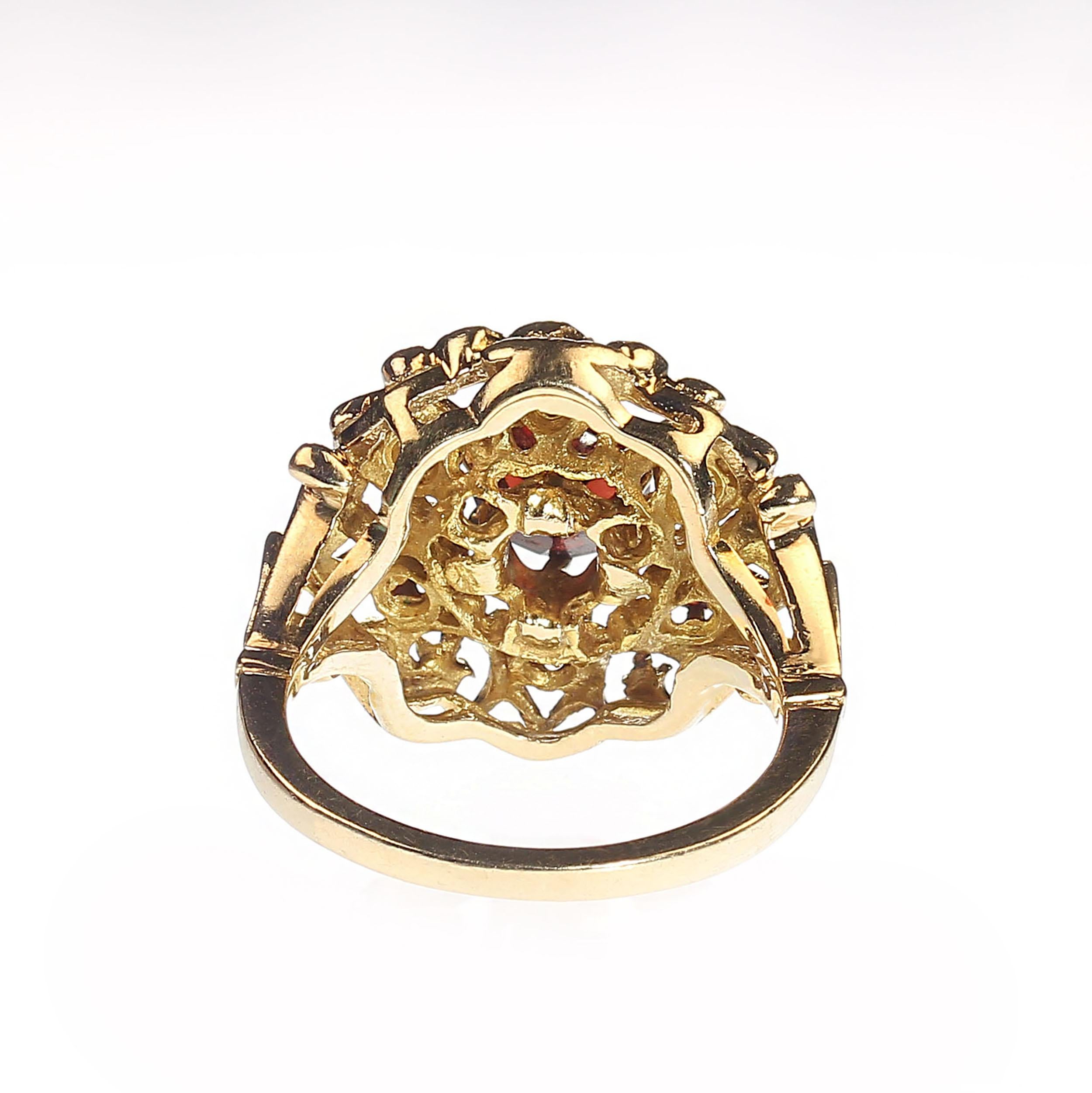 Round Cut AJD Vintage Garnet and 14k Yellow Gold Ring Size 5.25 For Sale