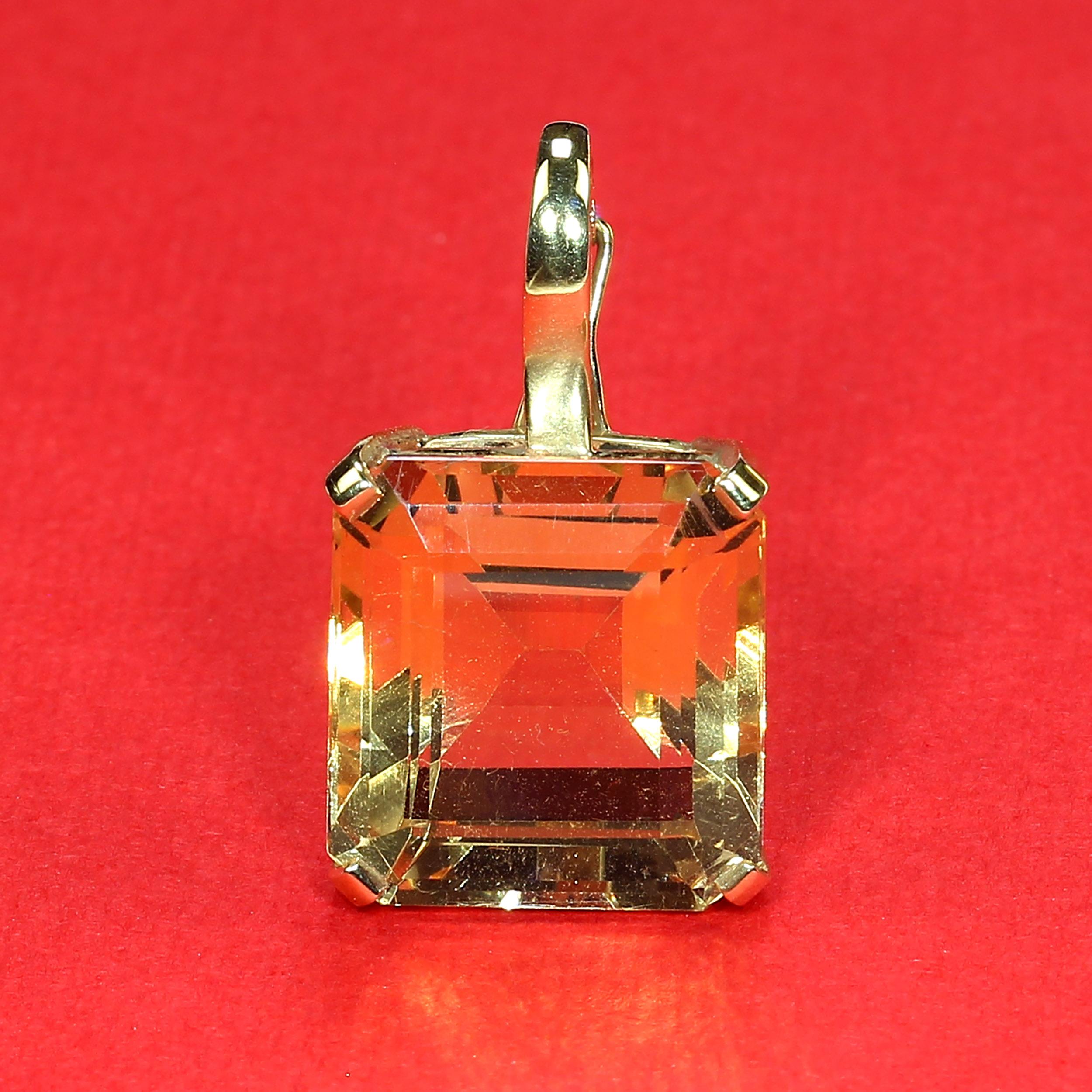 Ciondolo vintage AJD con citrino quadrato grande in oro giallo 18 carati in vendita 10