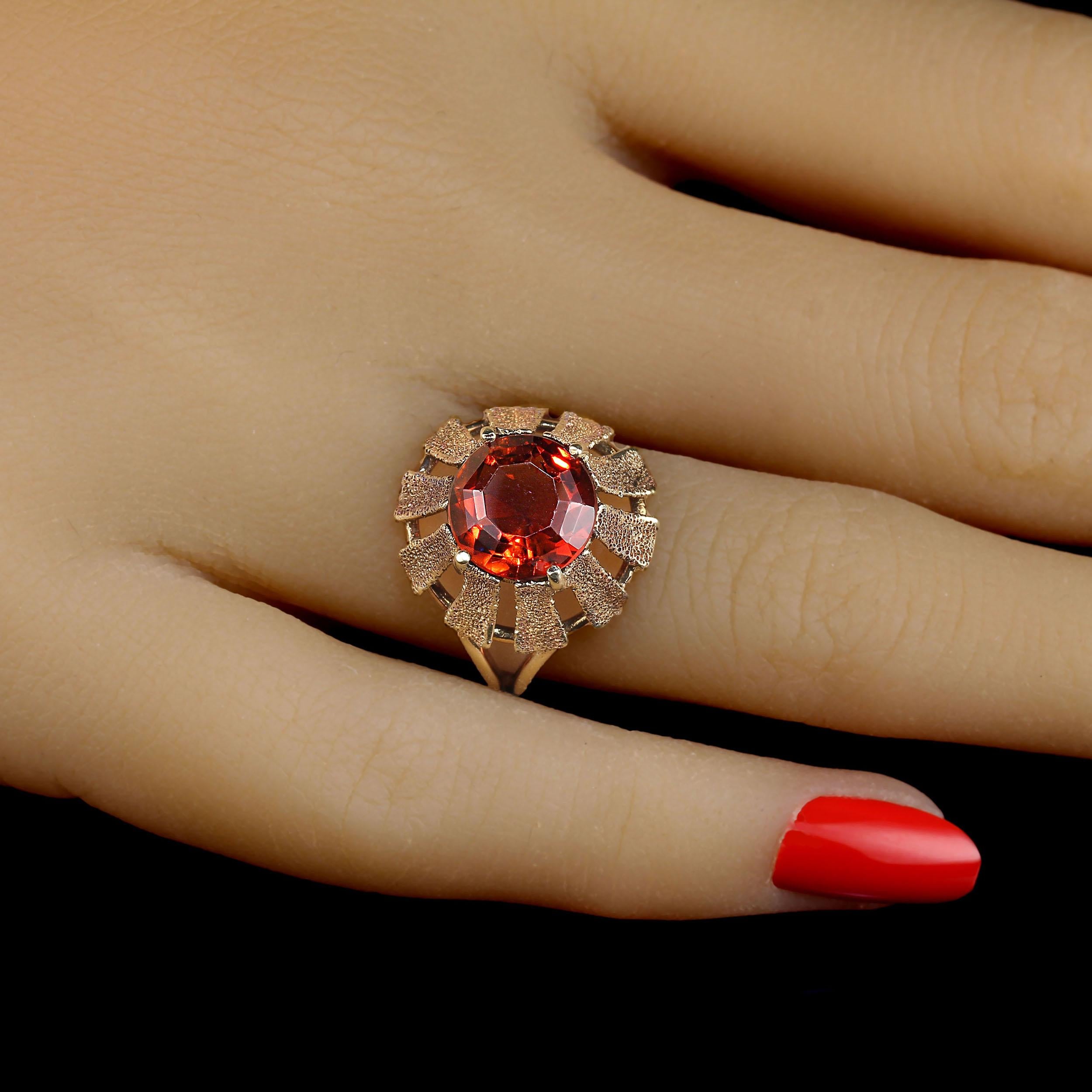 Stunning 10MM Citrine Ring in Antiqued 14K Yellow Gold
Discover the elegance of our beautiful round 10MM citrine ring, expertly prong set in luxurious antiqued 14K yellow gold. The rich golden hue of the gold perfectly complements the vibrant tones