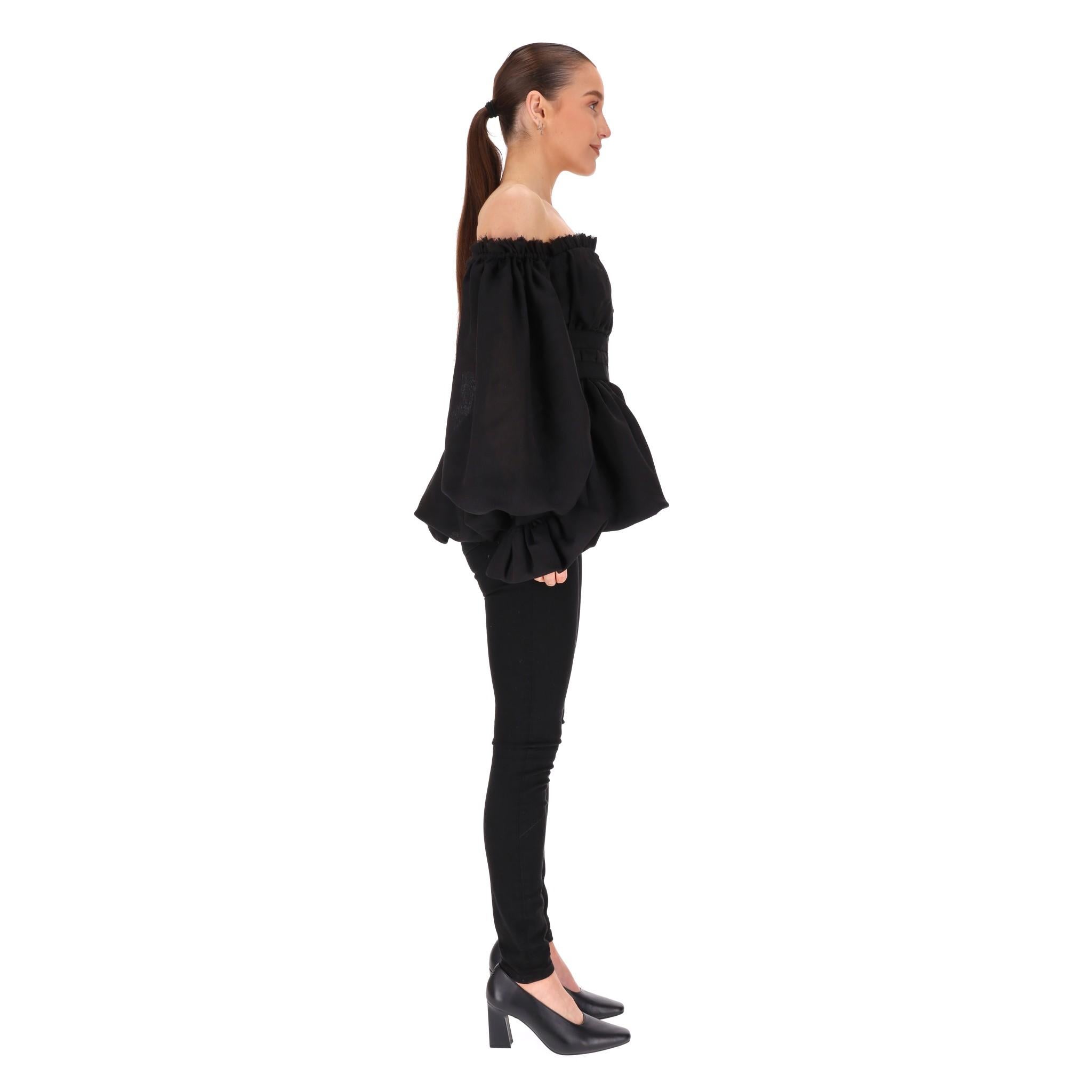 Aje Off-The-Shoulder Ruffle Top Negro en venta