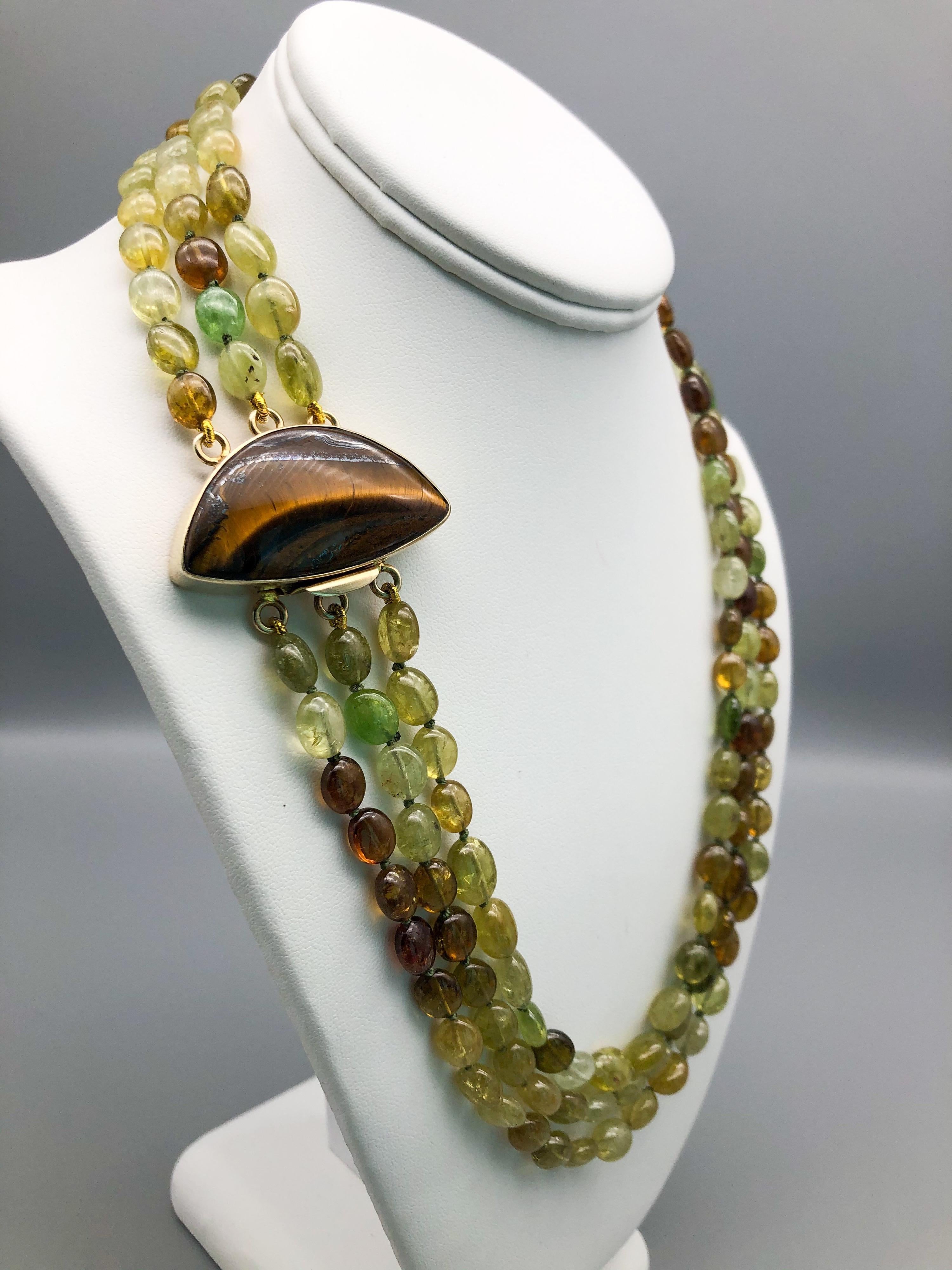 A.Jeschel 3 Strand Green Garnet necklace  (Grossularite) In New Condition In Miami, FL