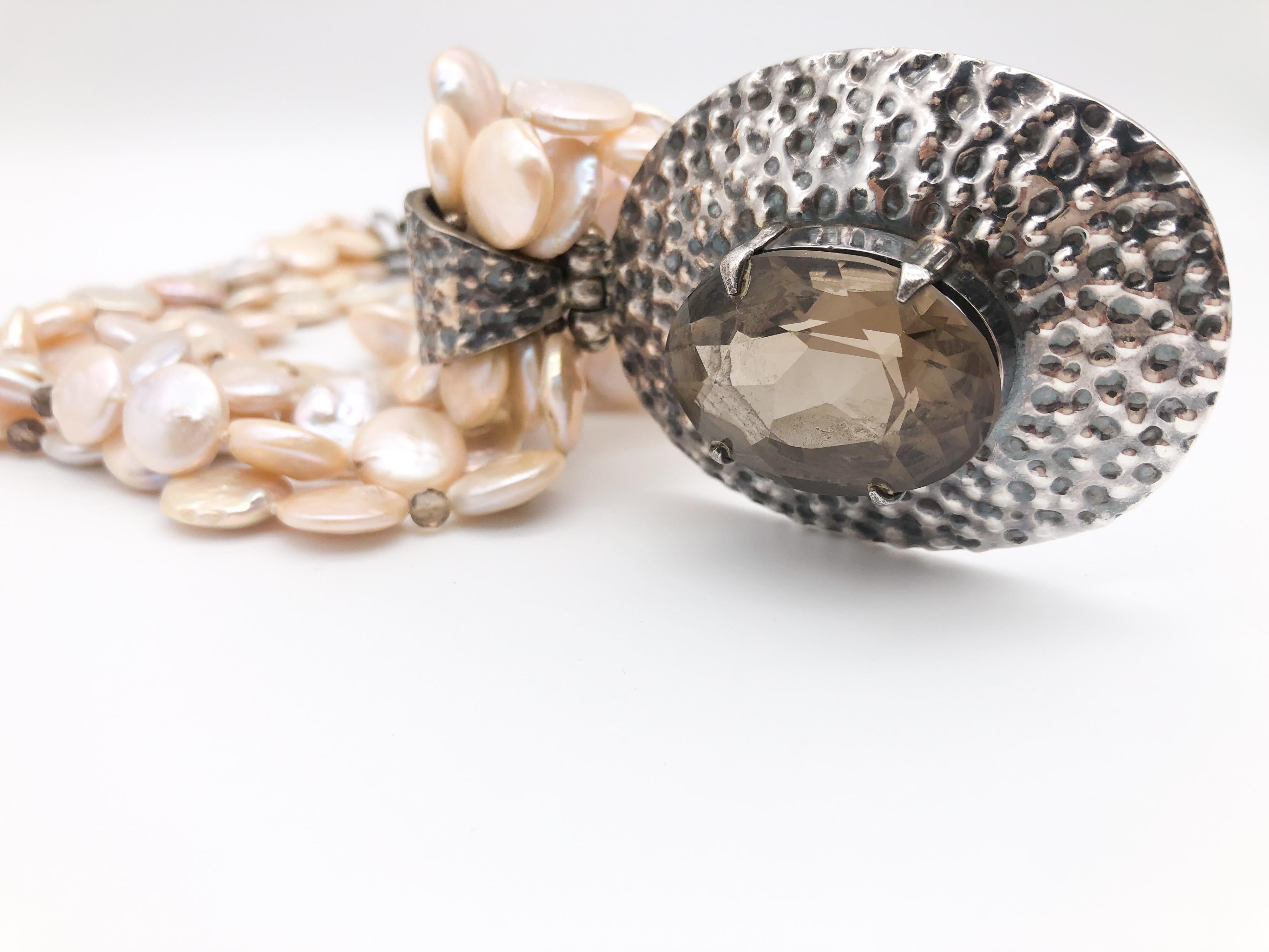A.Jeschel Collier de perles de monnaie à 5 brins et collier de quartz fumé. en vente 6
