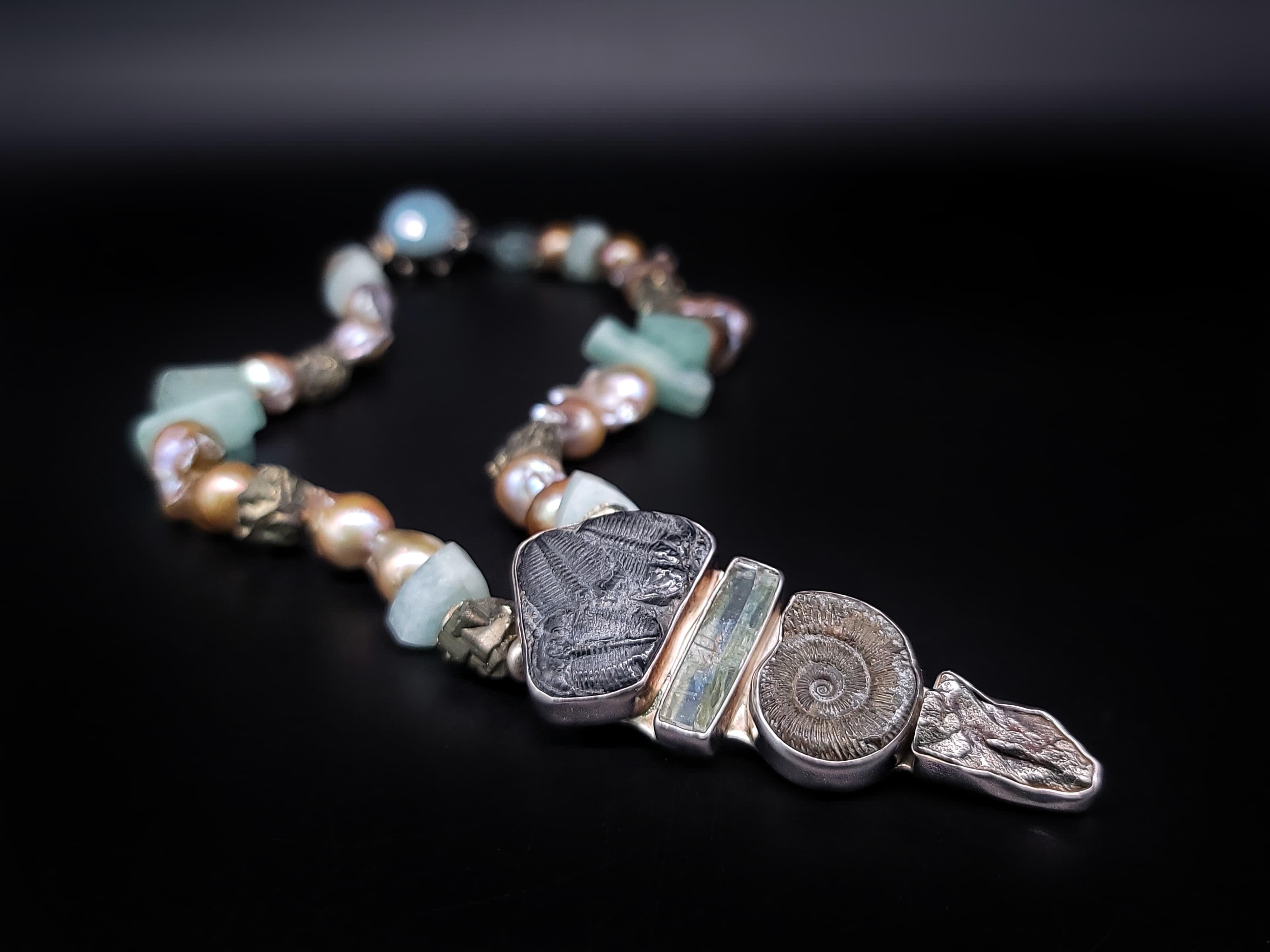A.Jeschel Collier de perles baroques et d'aigues-marines avec pendentif en verre romain fin. en vente 9