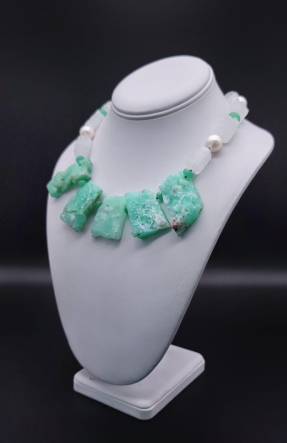 A.Jeschel Captivating Chrysoprase bold necklace. In New Condition For Sale In Miami, FL