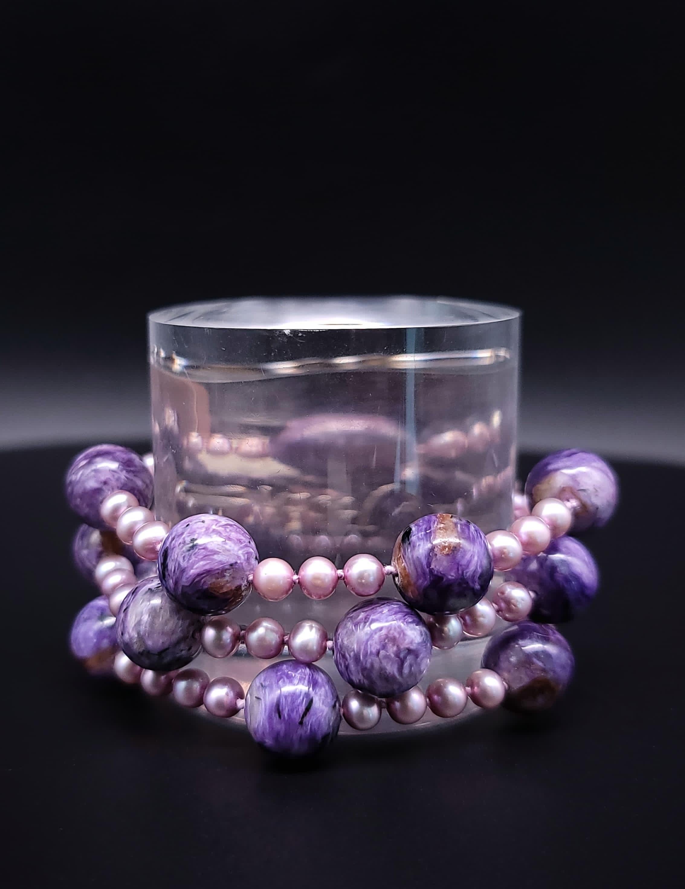 A.Jeschel Bracciale con perline lucide di Charoite in vendita 3