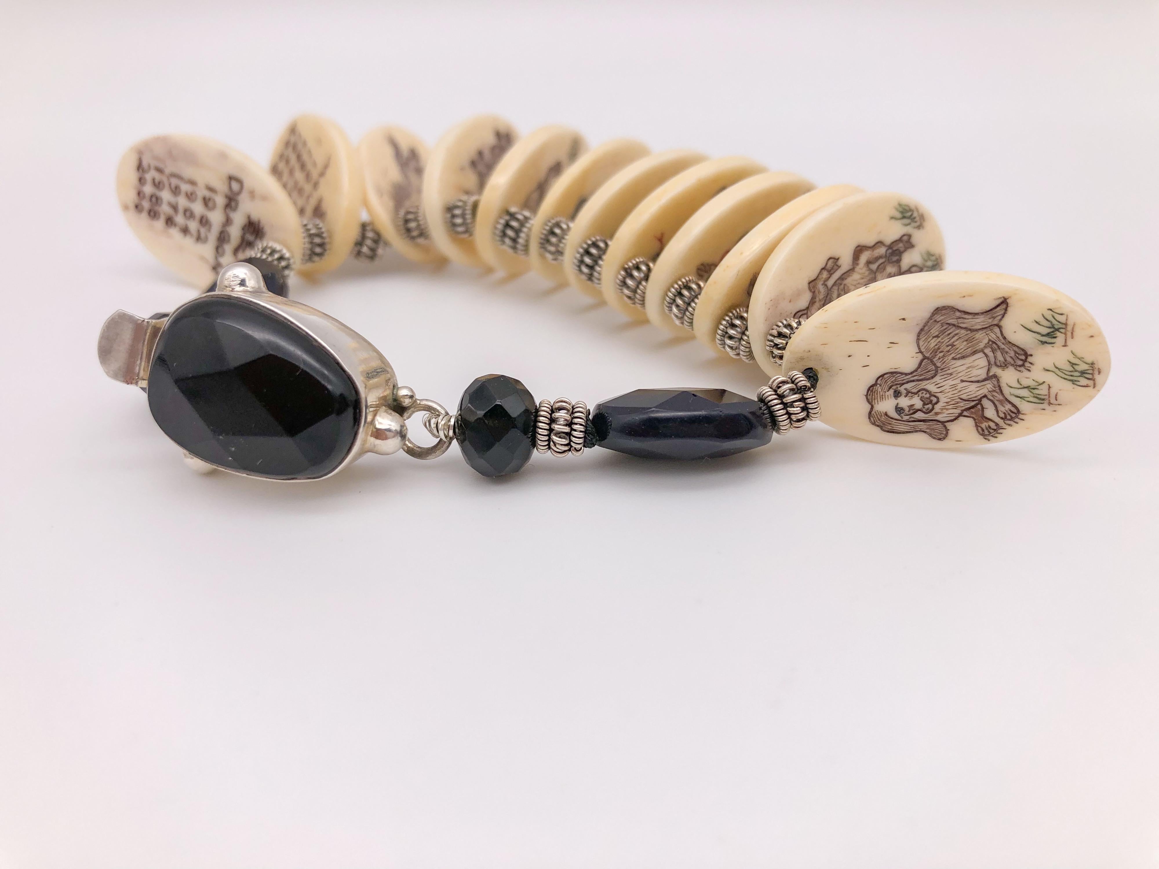 A.Jeschel Chinese Zodiac bracelet hand painted matching with Onyx beads For Sale 5