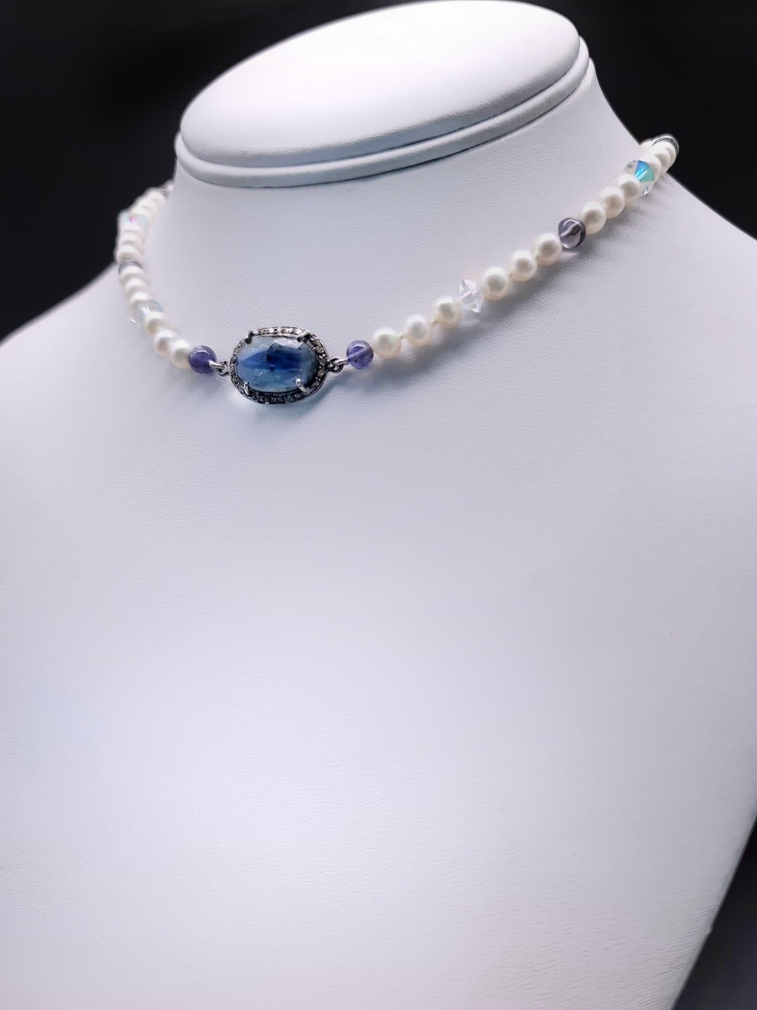 A.Jeschel  Choker-Halskette mit zarten Saphiren und Perlen. Damen im Angebot