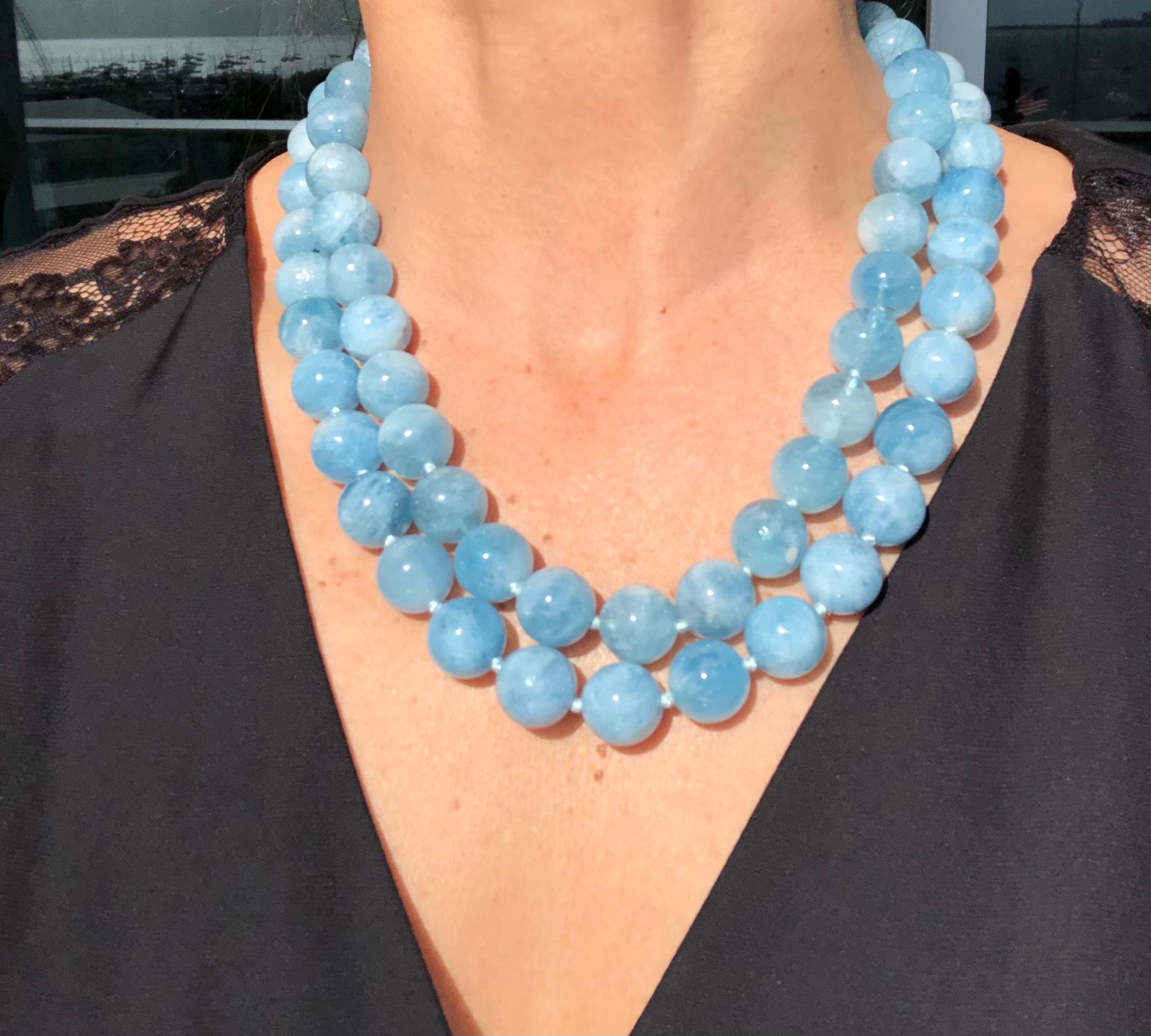 Aquamarine Blue Beryl necklace is just plain beautiful. In New Condition For Sale In Miami, FL