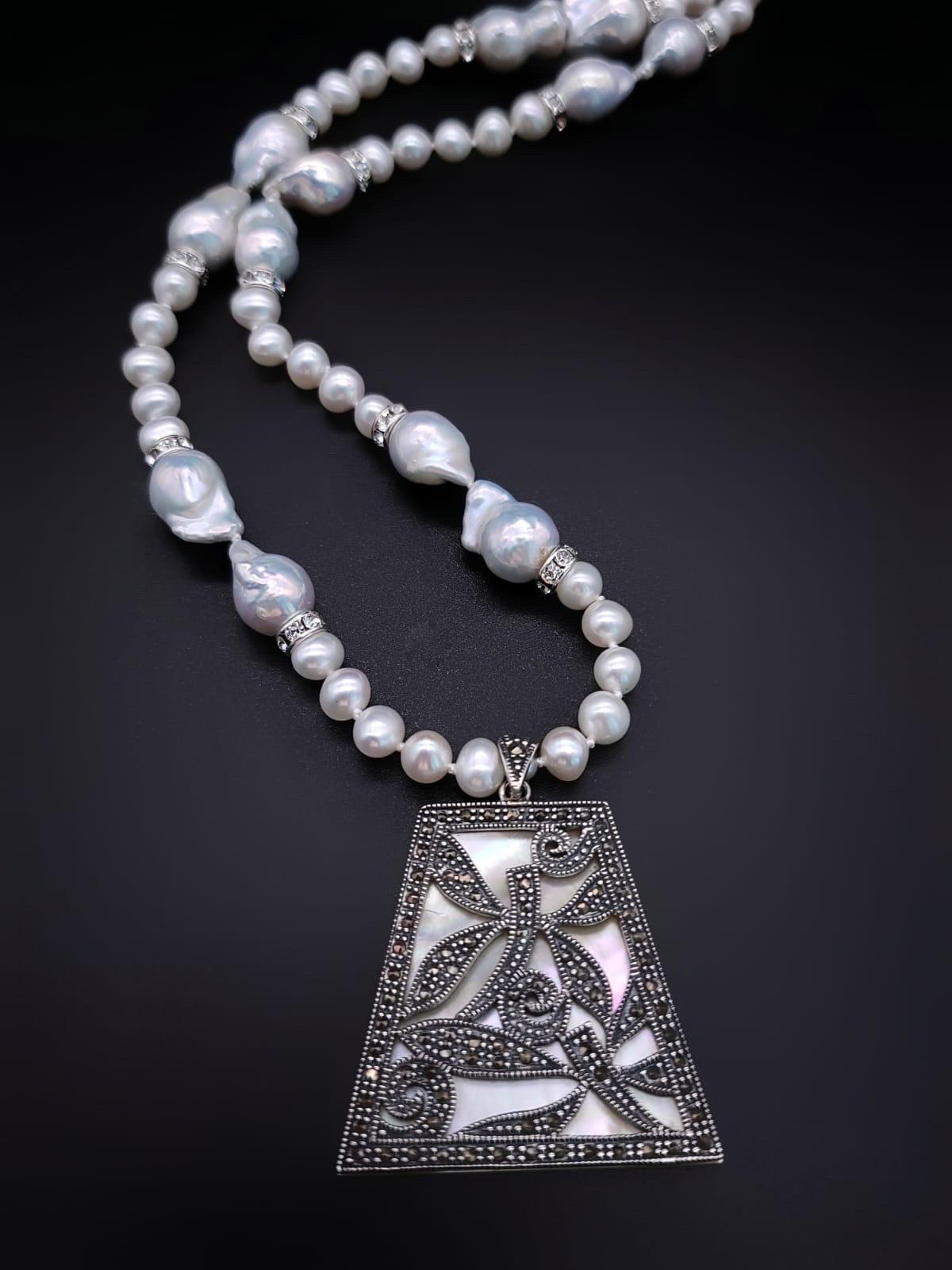 A.Jeschel Elegant Long Baroque Necklace with pendant. In New Condition For Sale In Miami, FL
