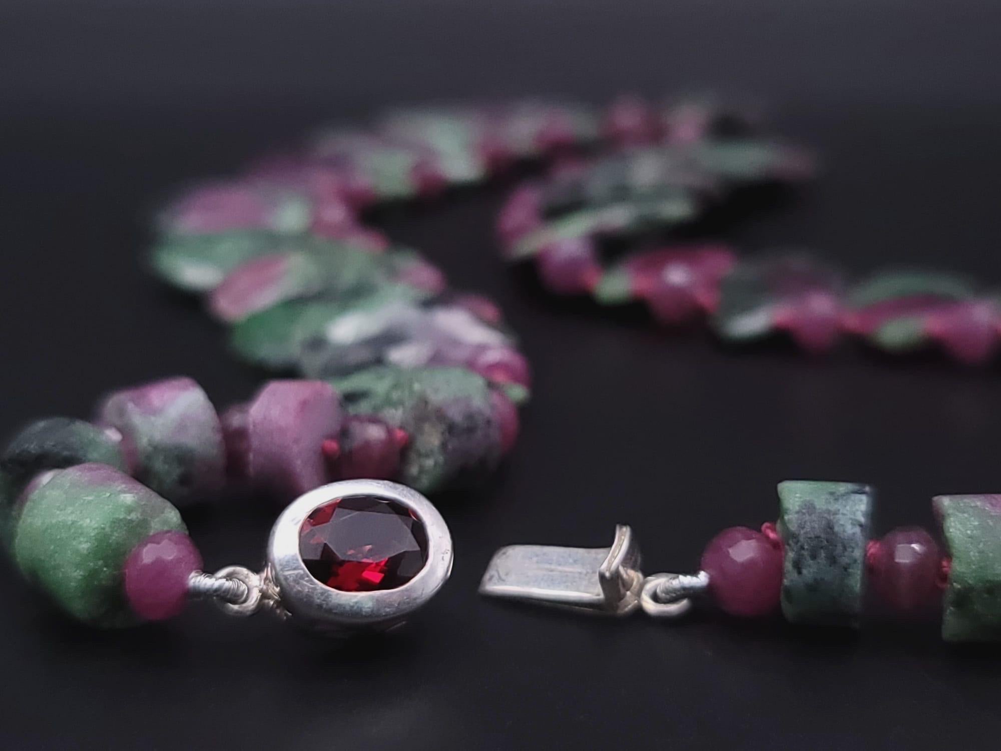 Women's A.Jeschel Elegant Ruby Zoisite faceted Necklace For Sale