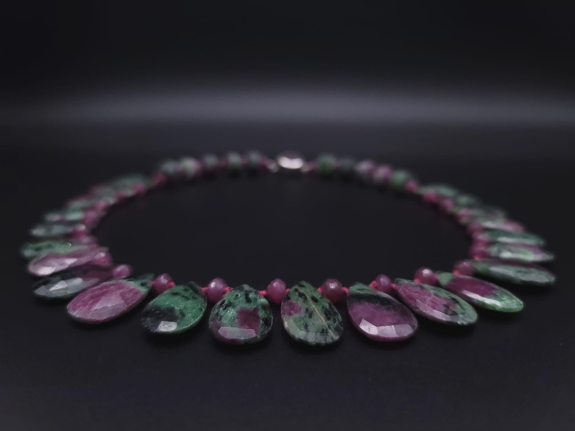 Contemporary A.Jeschel Elegant Ruby Zoisite faceted Necklace For Sale