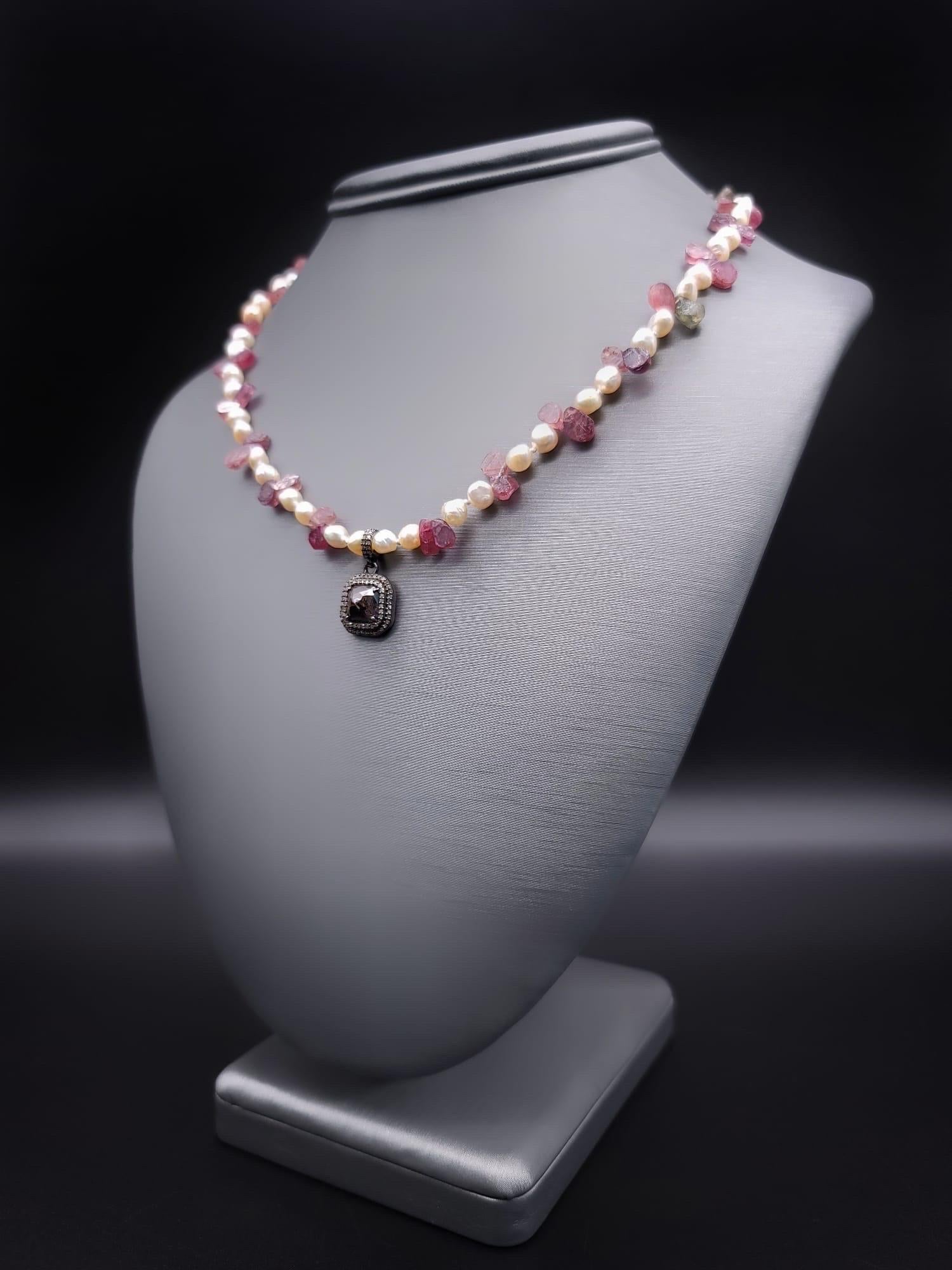 Mixed Cut A.Jeschel Elegant single strand Pearl Necklace
