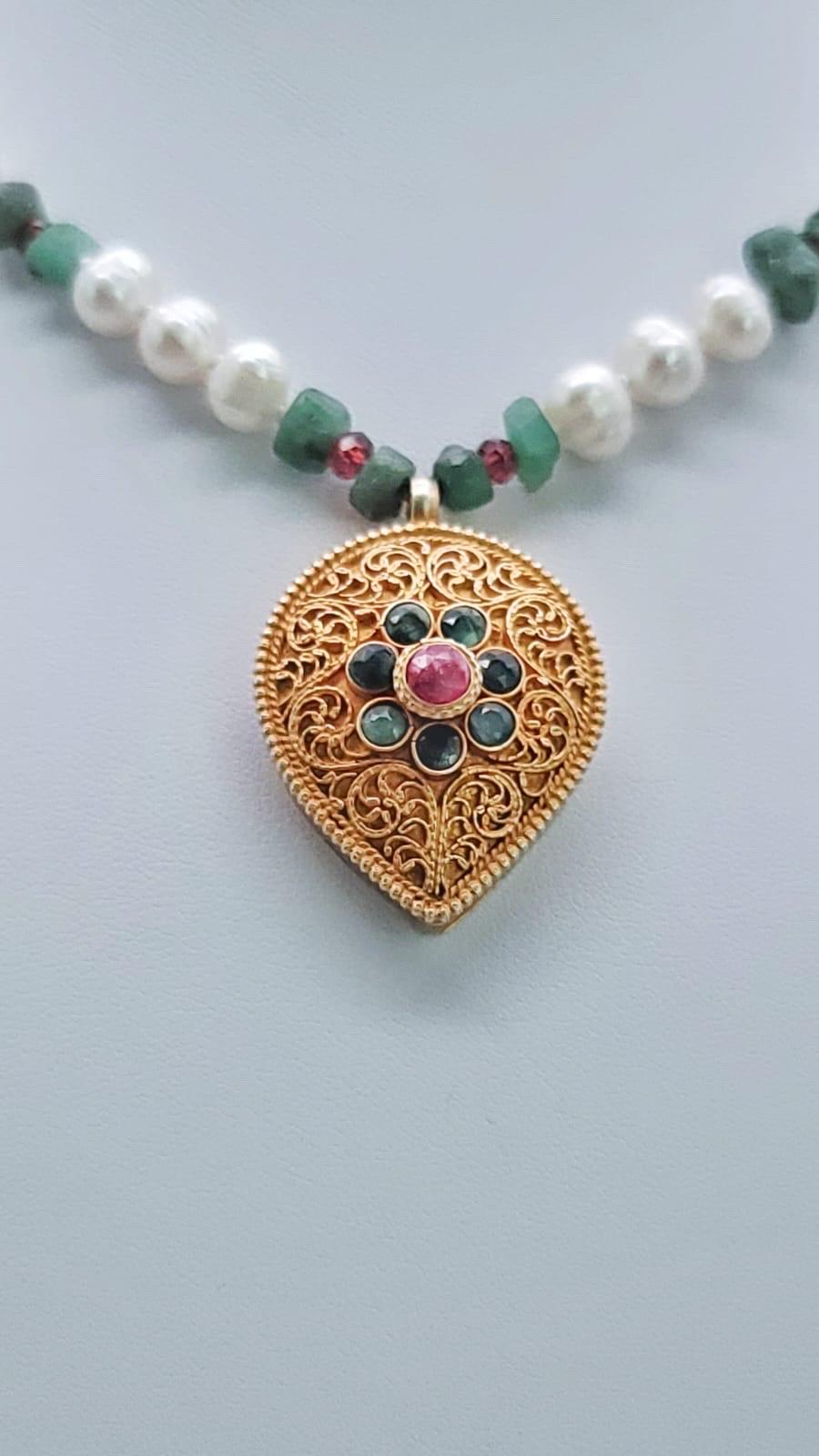 A.Jeschel Emerald and Ruby encrusted hand-crafted heart-shaped Ghau box For Sale 2