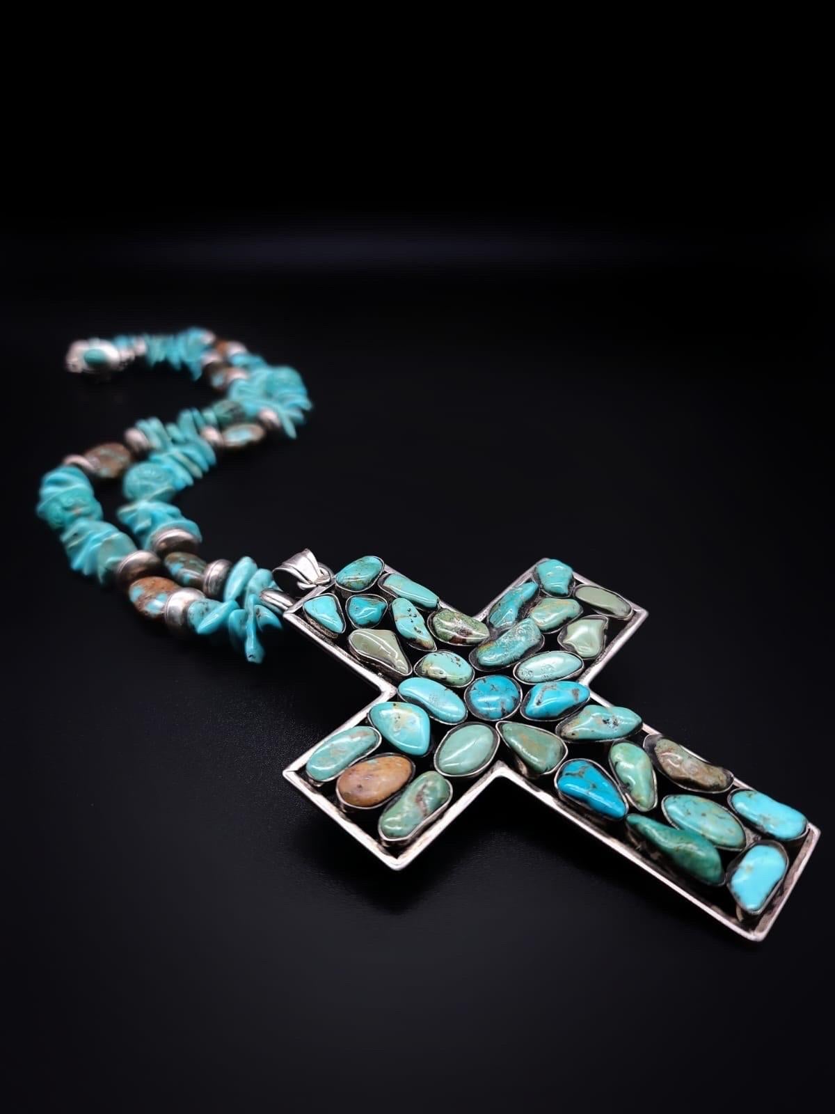 Exquisite lange türkisfarbene Kreuz-Anhänger-Halskette von A.Jeschel im Angebot 9