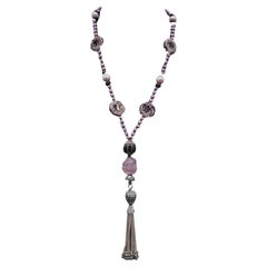 A.Jeschel, fabuleux collier long en perles roses et cloisonnées.