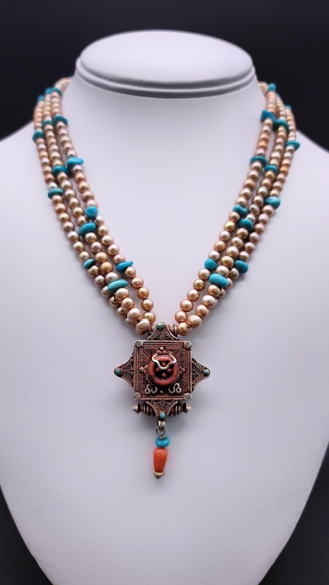 One-of-a-Kind

Introducing our stunning vintage Ghau box pendant hand-crafted in Tibet, a true treasure for any jewelry collection. This intricate piece is a testament to the exceptional filigree work and stone inlays that are typical of Tibetan