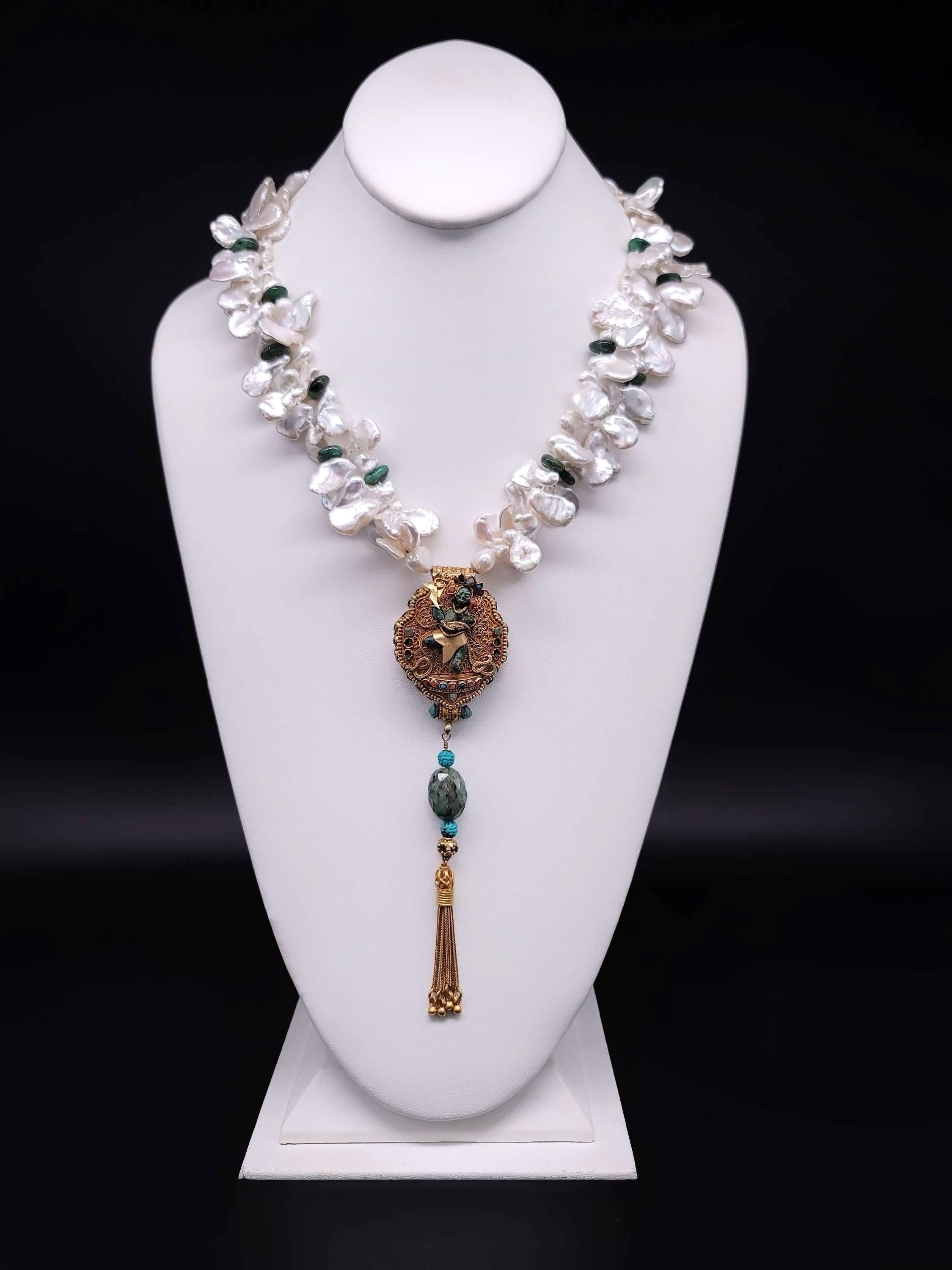 Contemporary A.Jeschel Ghau Box Pendant Emerald and Freshwater Keshi Pearl Necklace For Sale