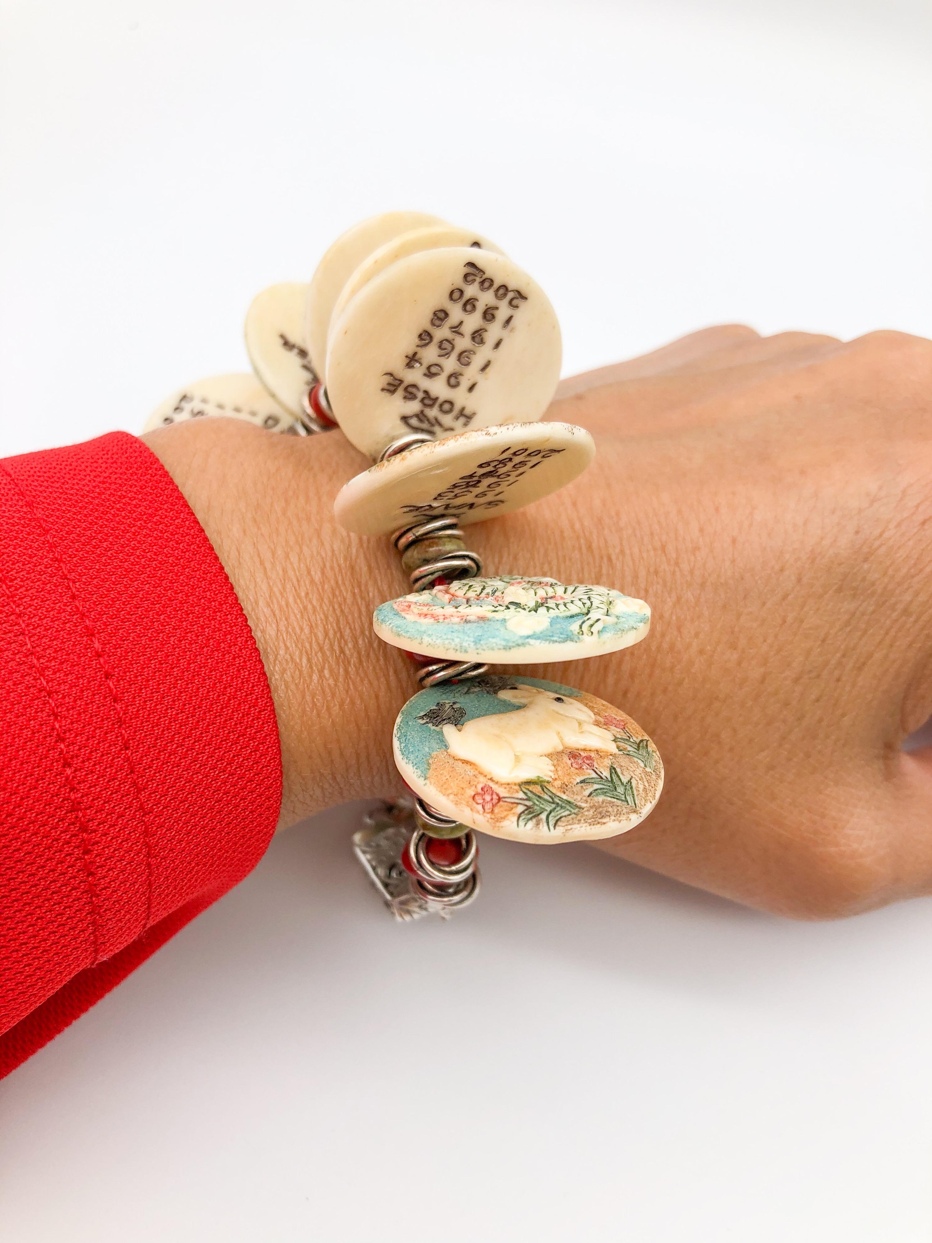 Chinesisches geschnitztes Tierkreiszeichen-Armband von A.Jeschel mit Glücksbringer im Angebot 7