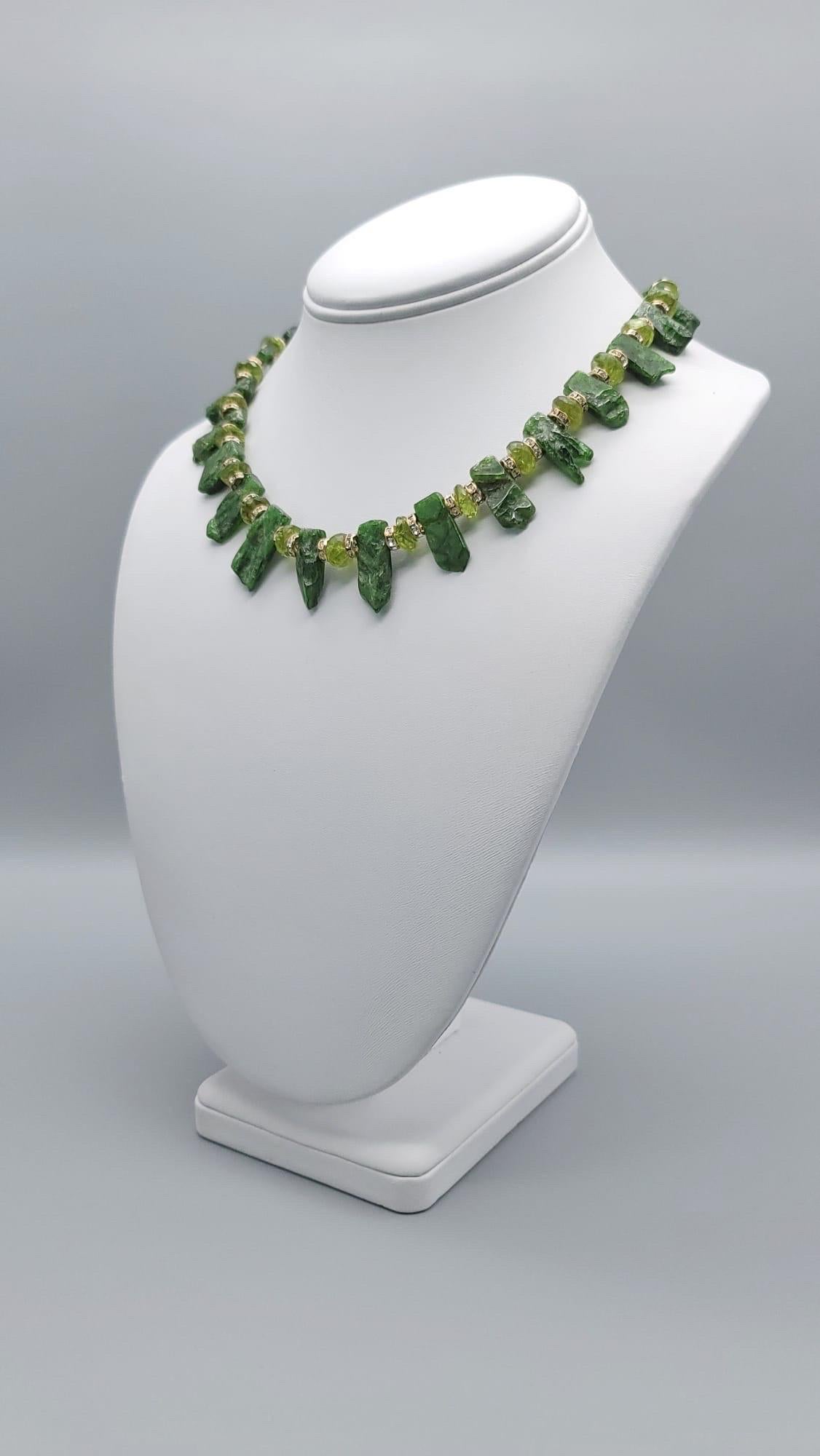 A.Jeschel Gorgeous necklace green Chrome Diopside paired with Peridot  For Sale 10