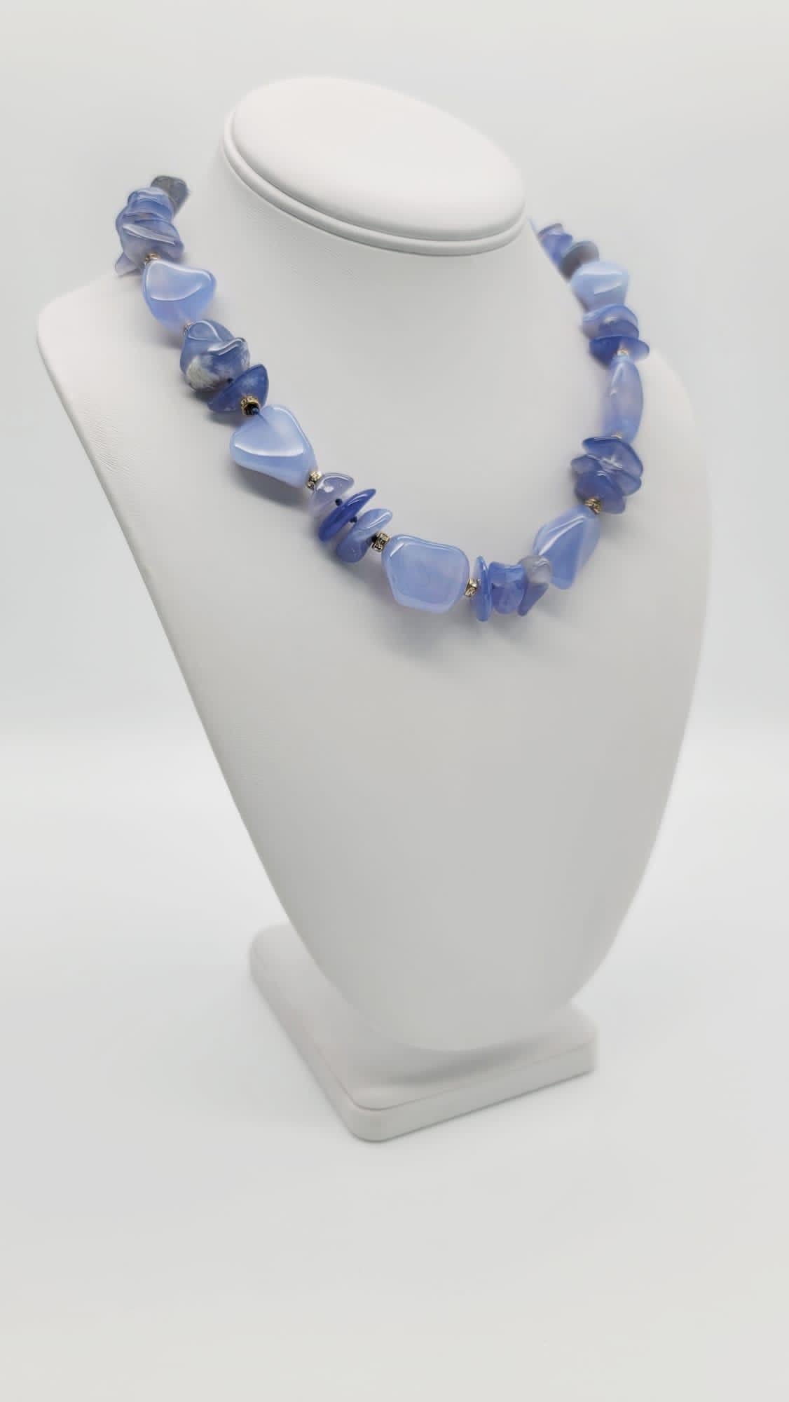 A.Jeschel Himmelblaue Chalcedon-Halskette im Angebot 7