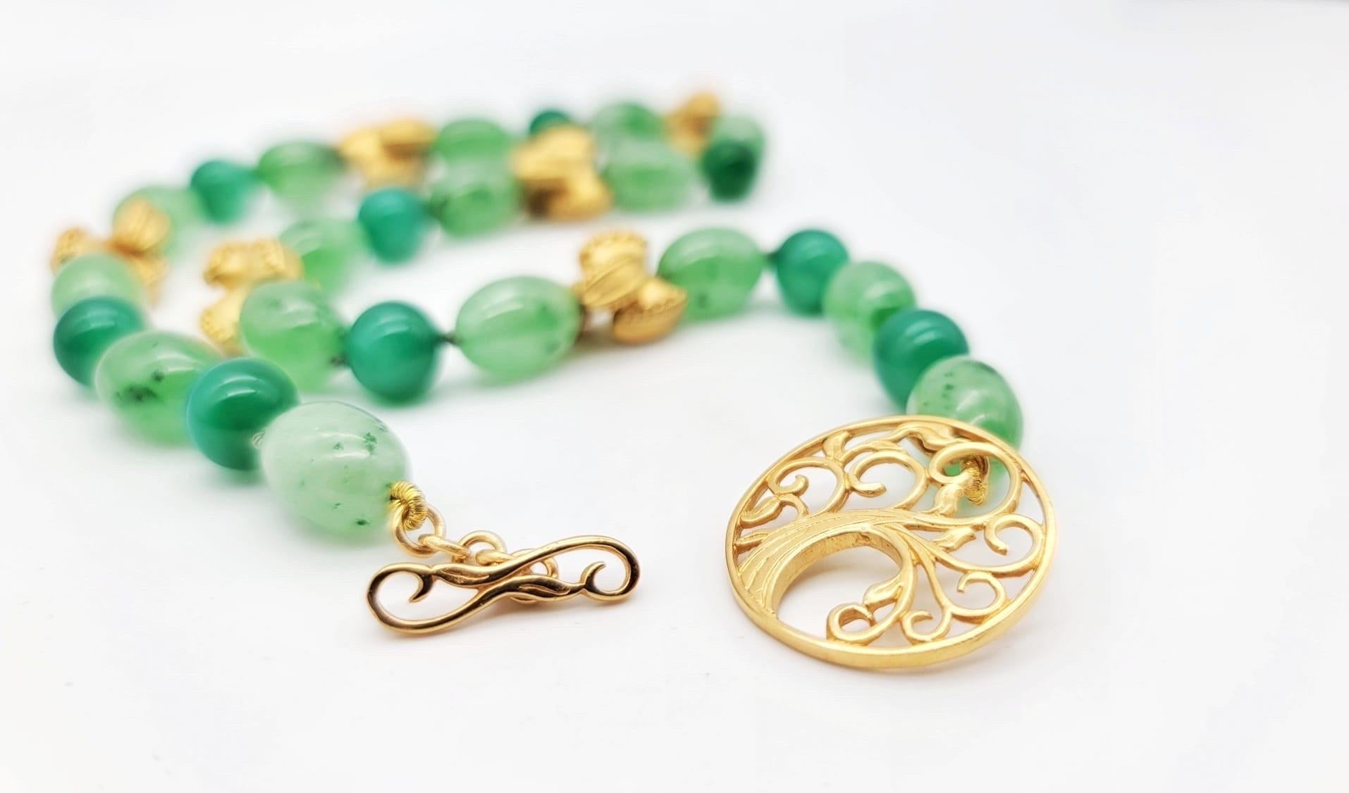 A.Jeschel Lucky apple Jade necklace . In New Condition In Miami, FL