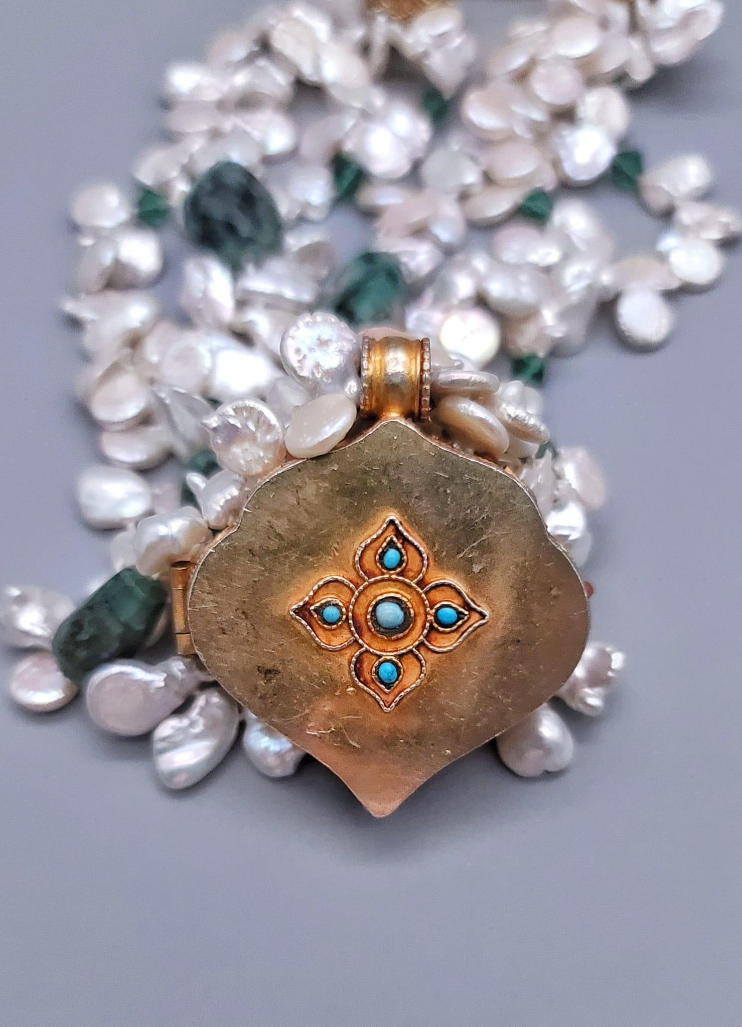 A.Jeschel  Magnificent Tibetan Ghau prayer box and Pearls necklace For Sale 3