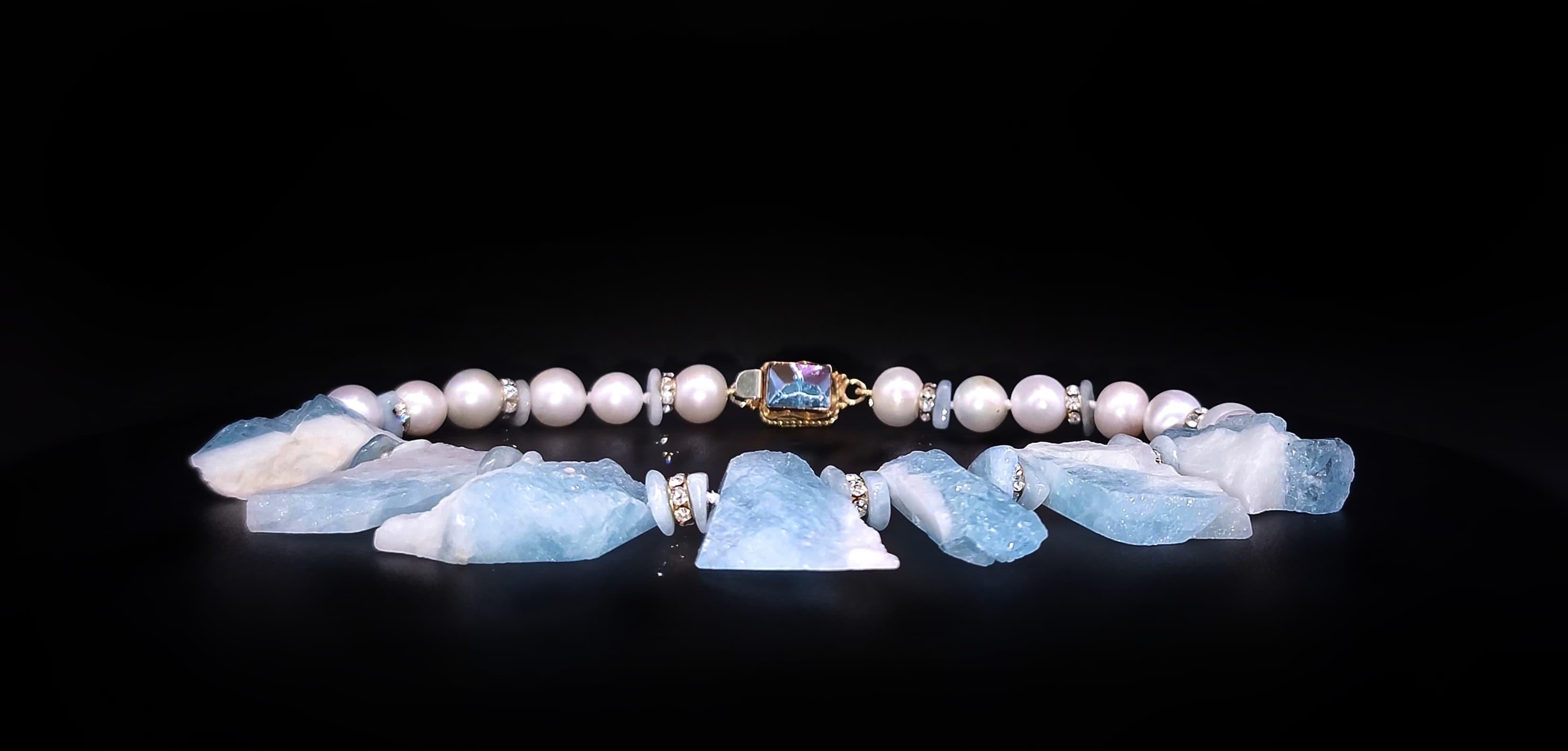 Taille mixte A.Jeschel, collier d'aigue-marine naturelle et de perles d'eau douce. en vente