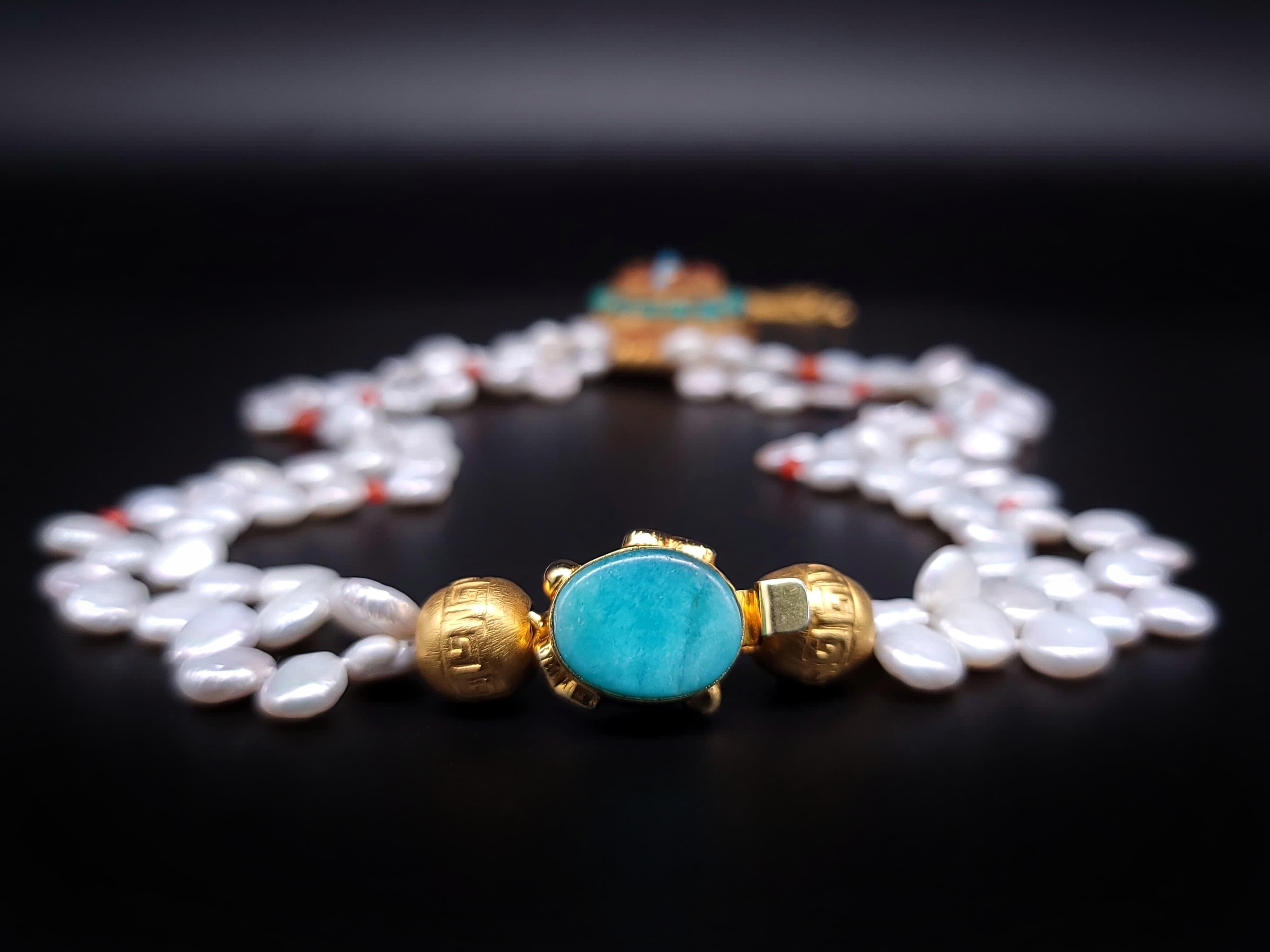 A.Jeschel  Collier de perles avec pendentif Ghau Box. en vente 8