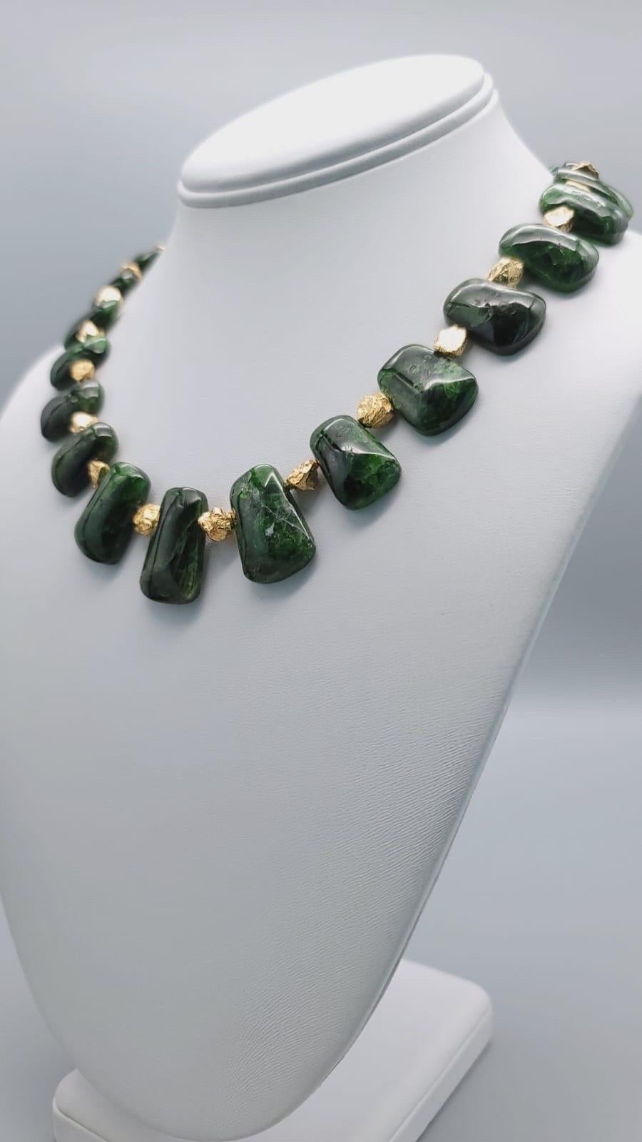 Contemporary A.Jeschel Richly colored Chrome Diopside necklace