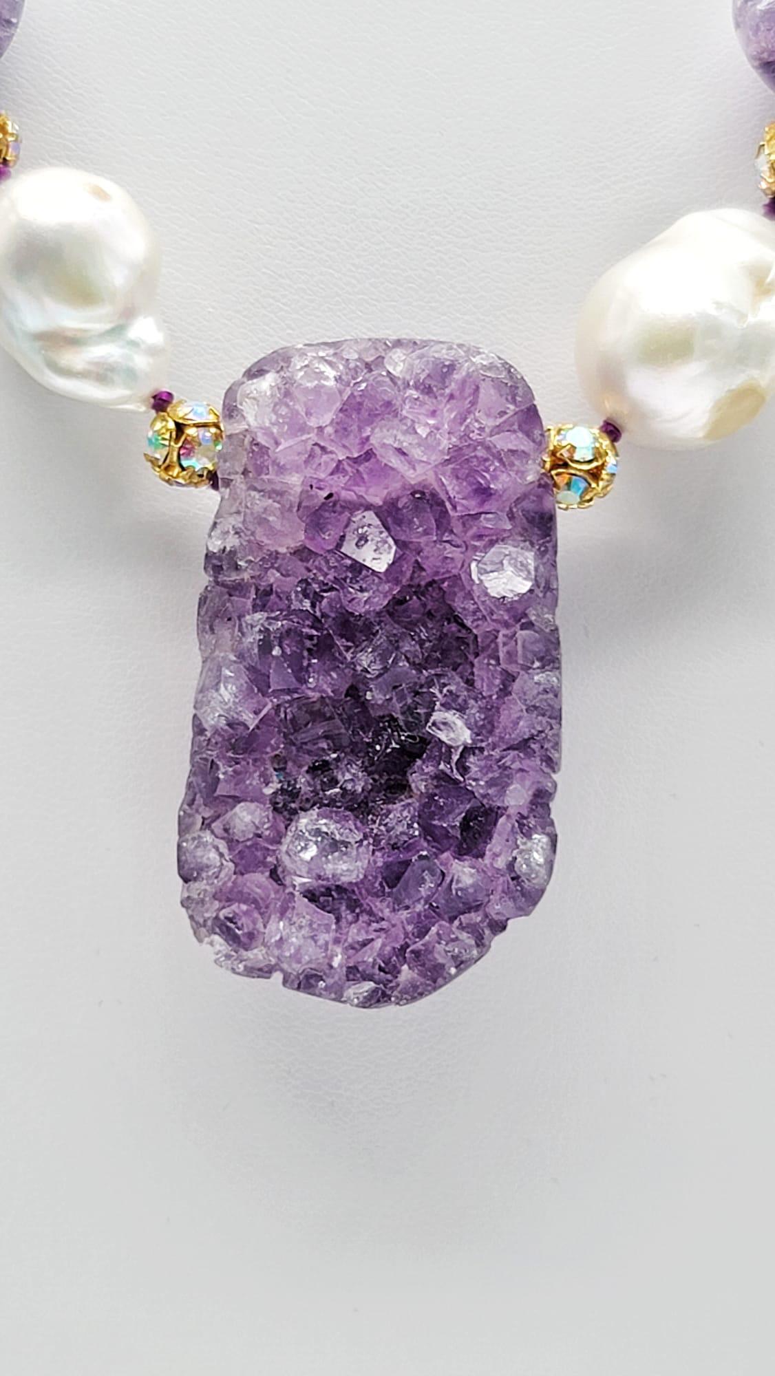 A.Jeschel Spectacular Amethyst Geodes and Baroque Pearl Necklace In New Condition For Sale In Miami, FL