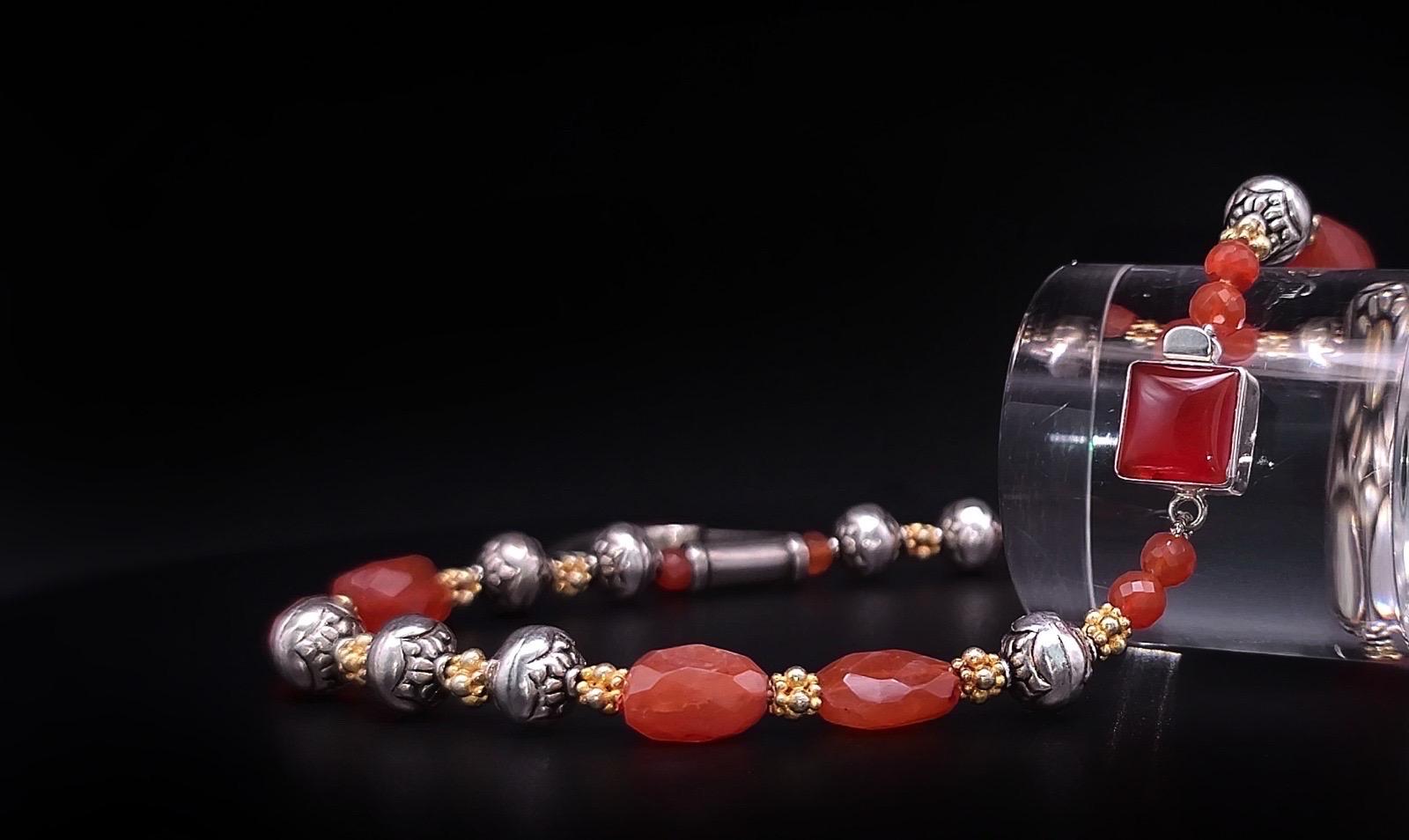 Collana con ciondolo tribale in corniola di A.Jeschel in vendita 11